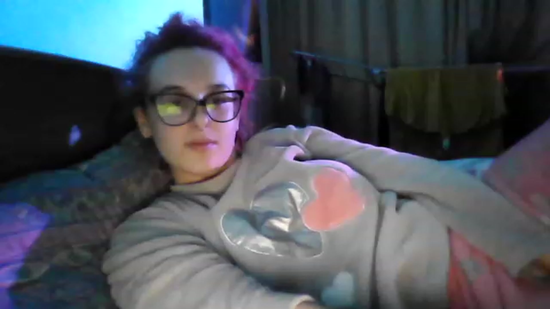Gallery image thumbnail from Kristi_Dook's myfreecams stream on, 01/12/2023, 21:37 image 16 of 20