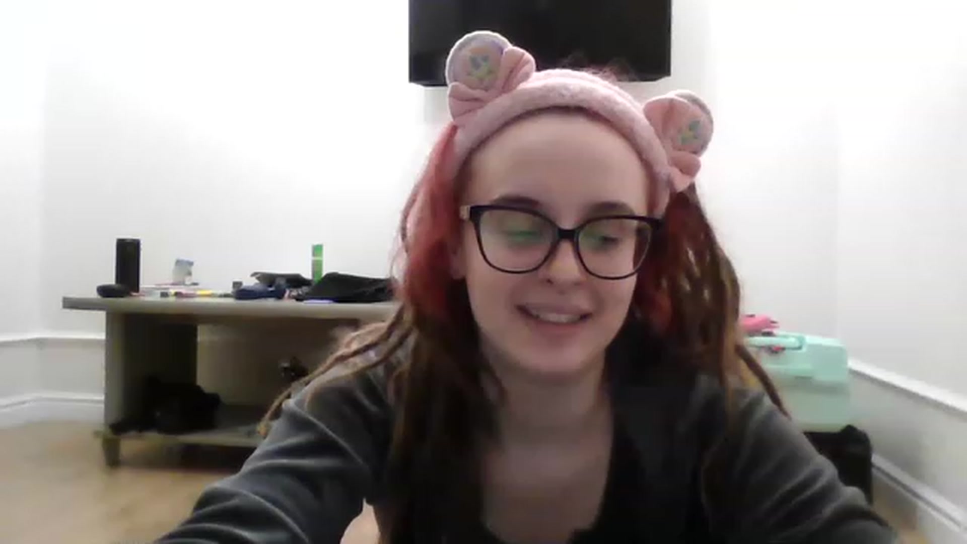 Gallery image thumbnail from Kristi_Dook's myfreecams stream on, 01/13/2023, 20:43 image 2 of 20