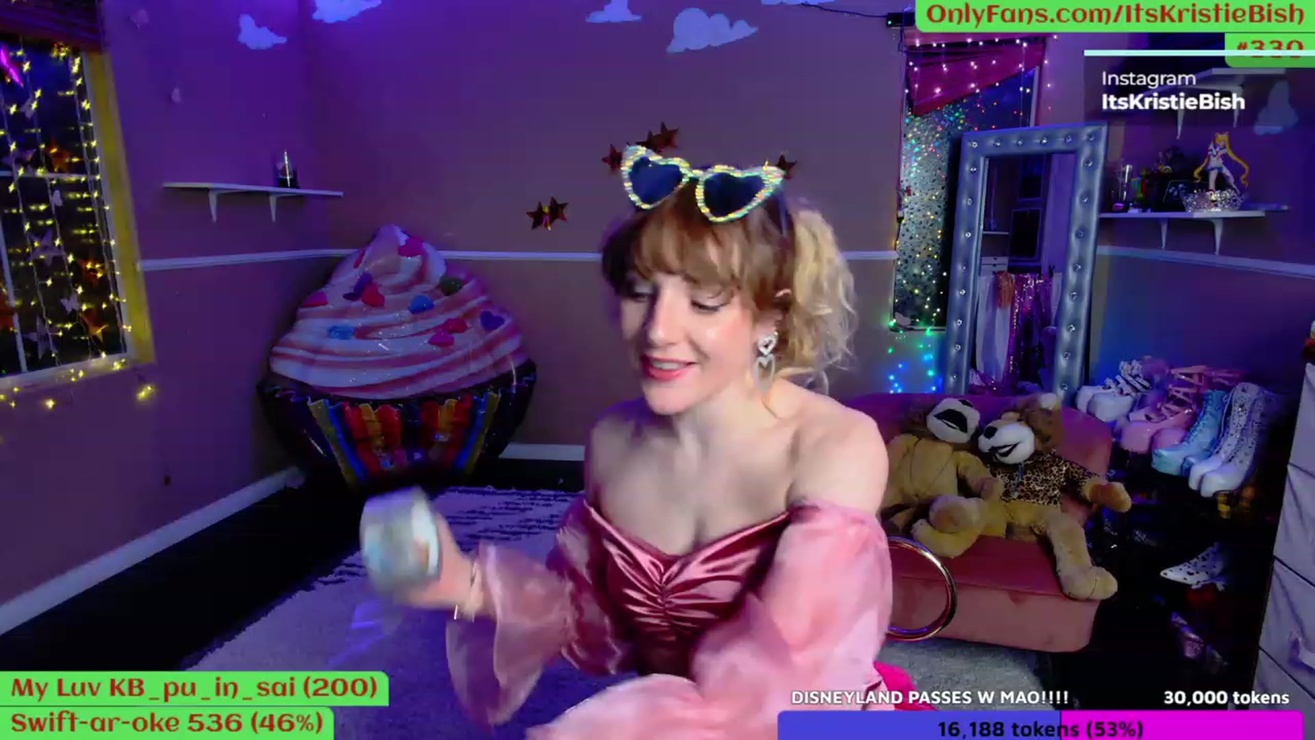 Gallery image thumbnail from KristieBish's myfreecams stream on, 01/27/2023, 06:00 image 10 of 20