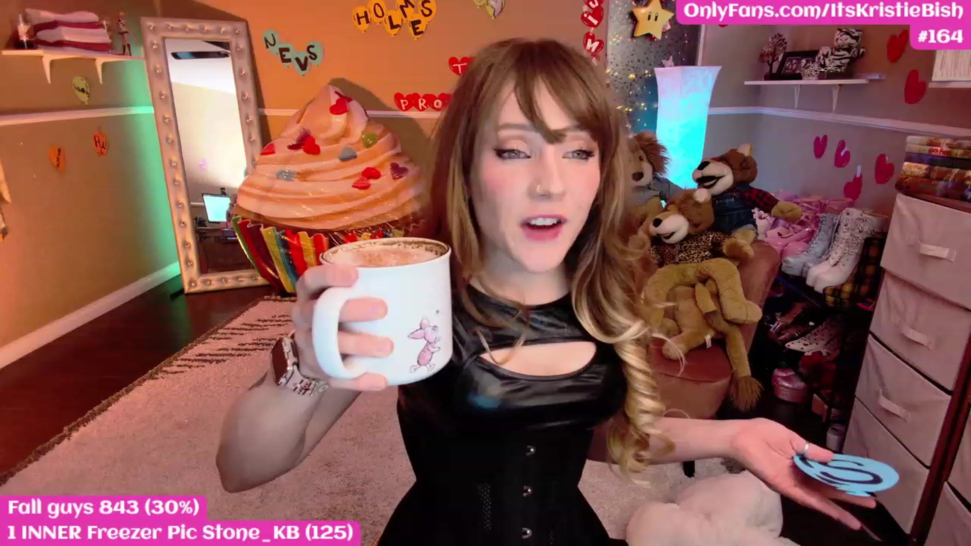 Gallery image thumbnail from KristieBish's myfreecams stream on, 02/05/2023, 05:26 image 3 of 20