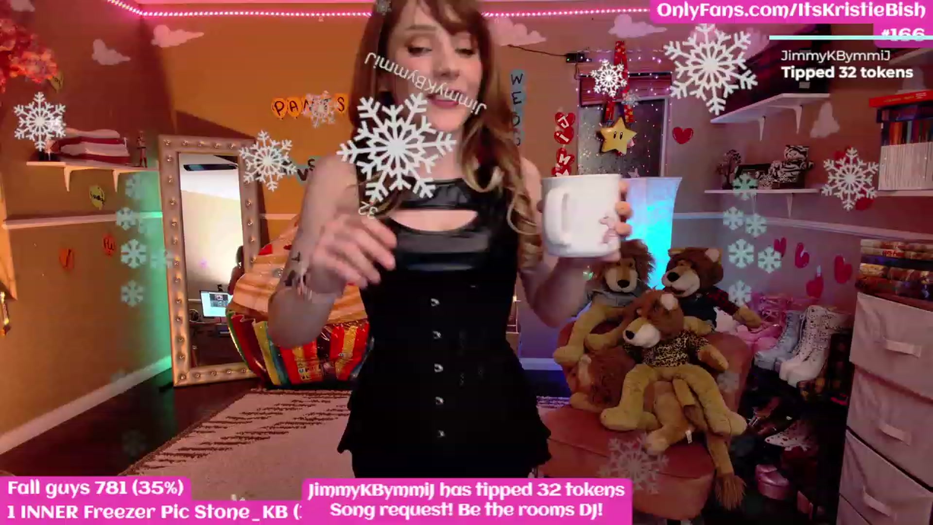 Gallery image thumbnail from KristieBish's myfreecams stream on, 02/05/2023, 05:26 image 12 of 20