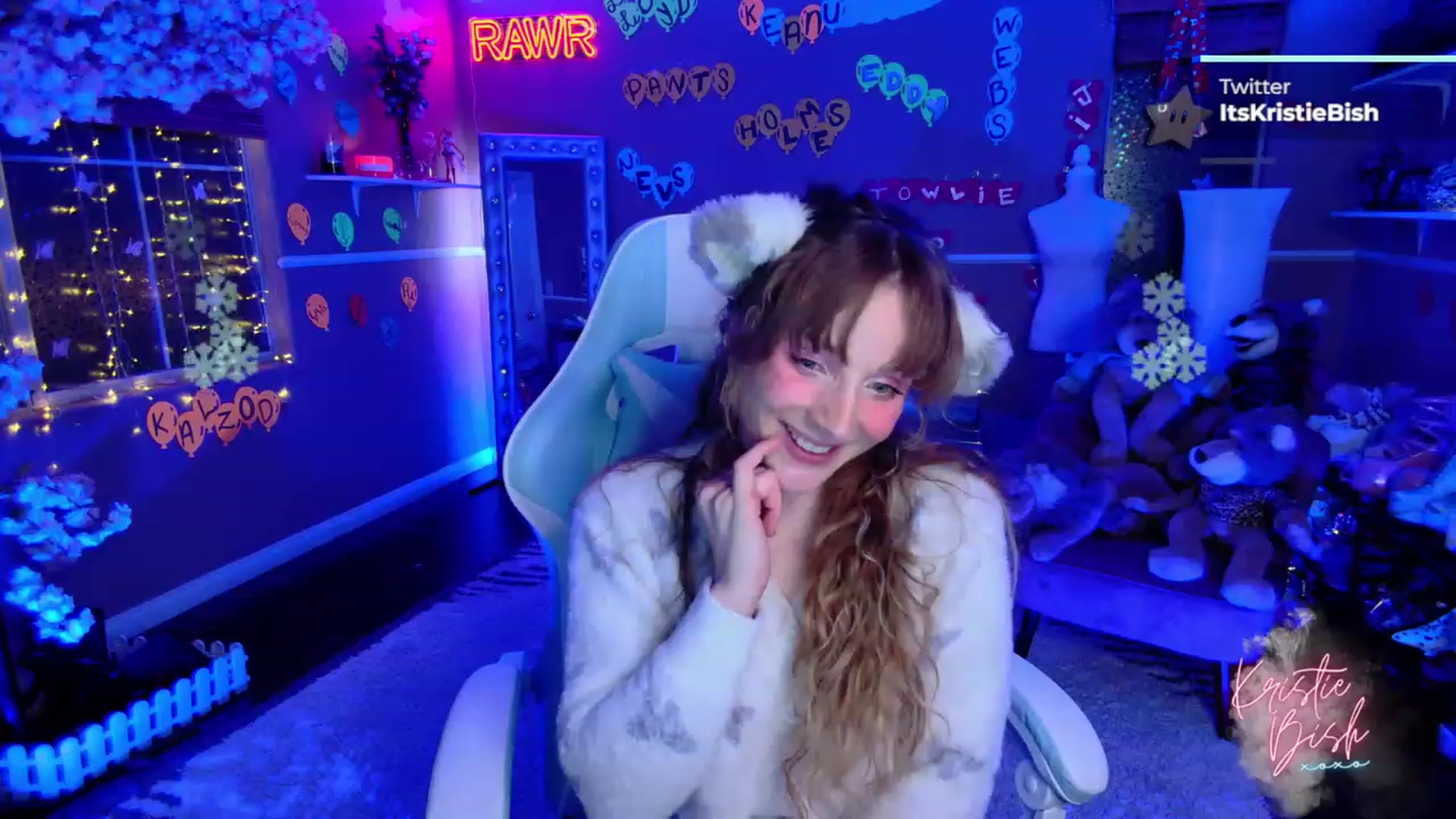 Gallery image thumbnail from KristieBish's myfreecams stream on, 02/12/2023, 06:50 image 9 of 20