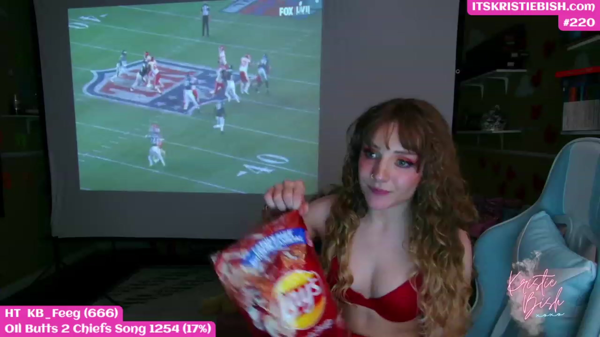 Gallery image thumbnail from KristieBish's myfreecams stream on, 02/13/2023, 04:10 image 16 of 20