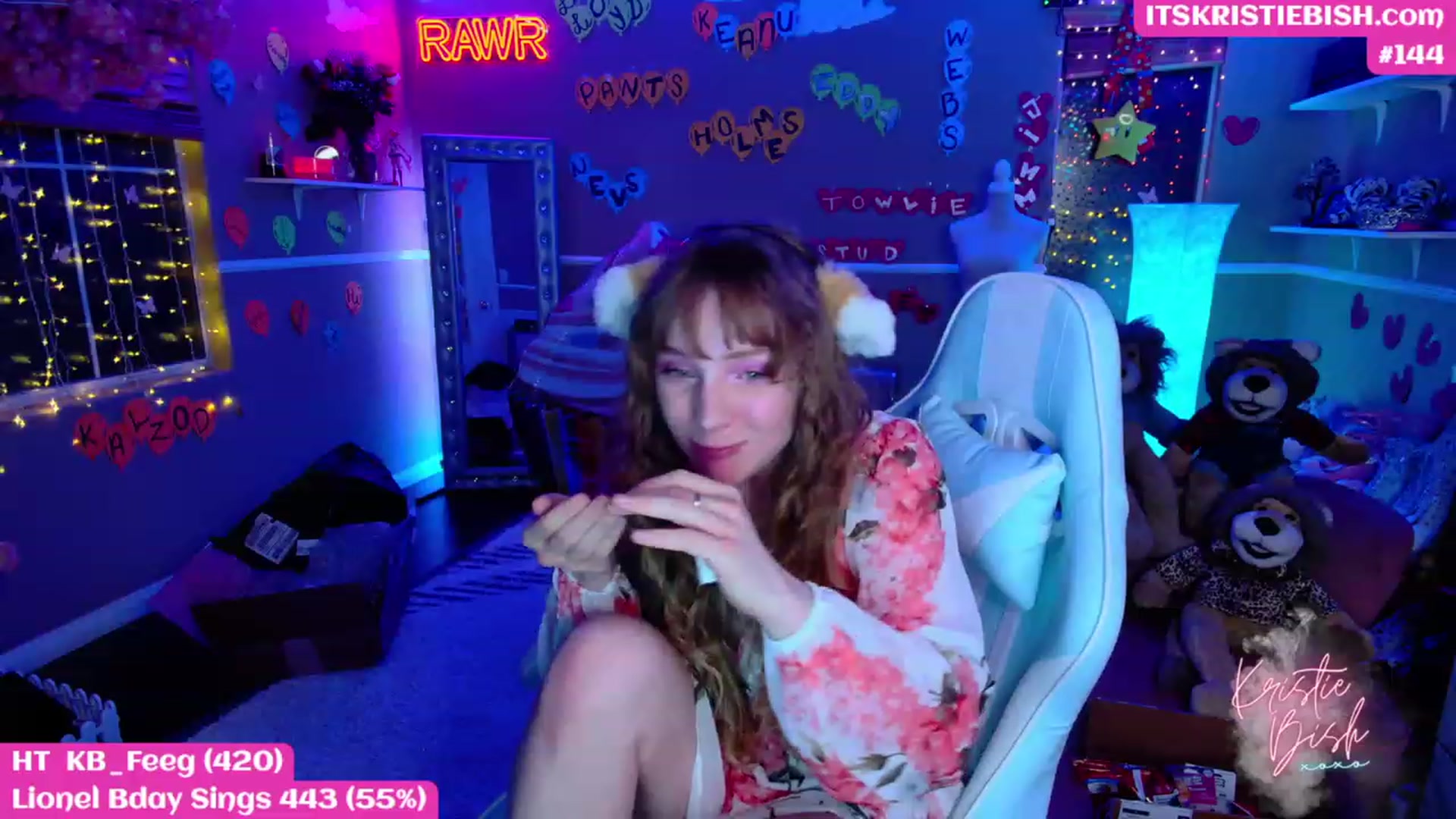 Gallery image thumbnail from KristieBish's myfreecams stream on, 02/14/2023, 06:35 image 7 of 20