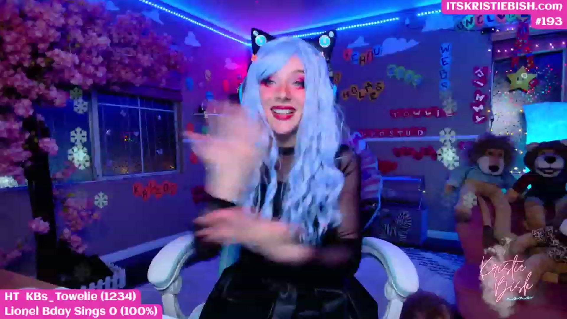 Gallery image thumbnail from KristieBish's myfreecams stream on, 02/17/2023, 05:51 image 3 of 20