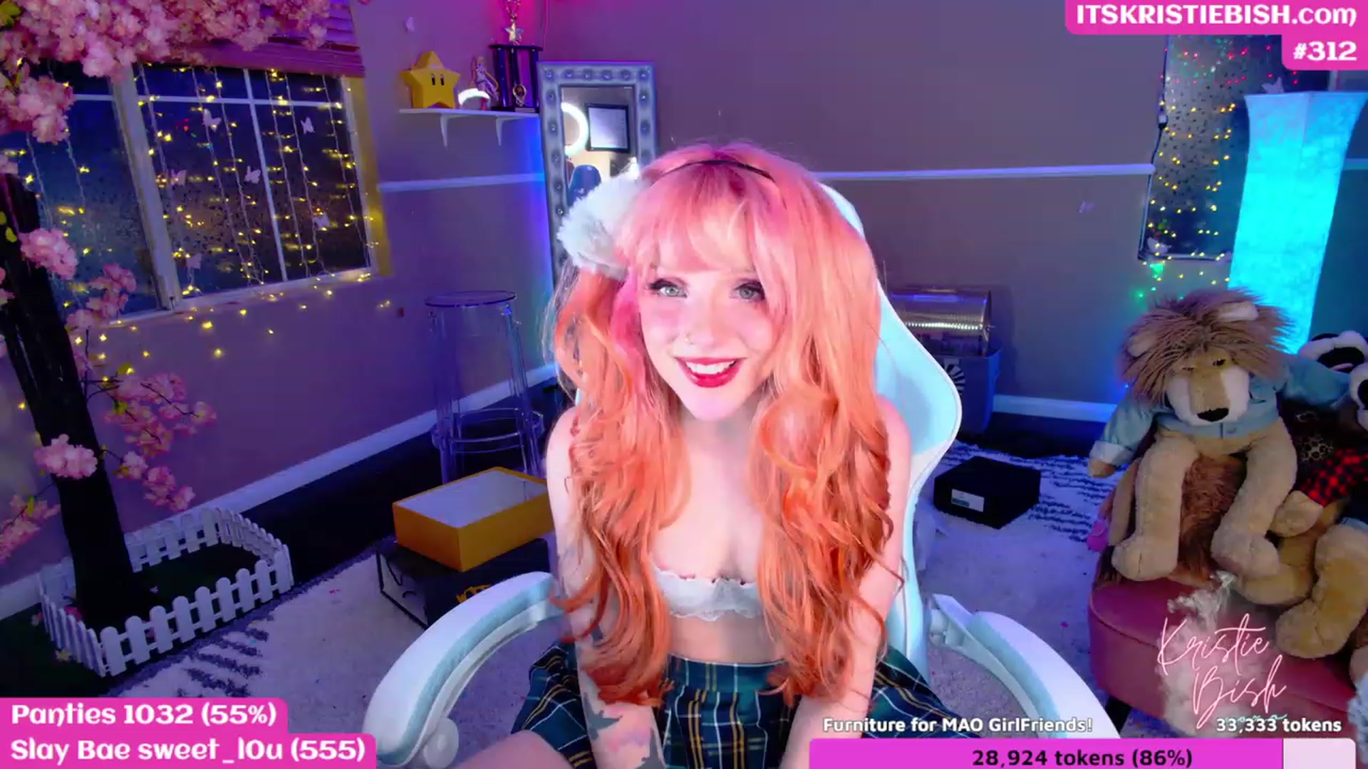 Gallery image thumbnail from KristieBish's myfreecams stream on, 03/02/2023, 07:02 image 3 of 20