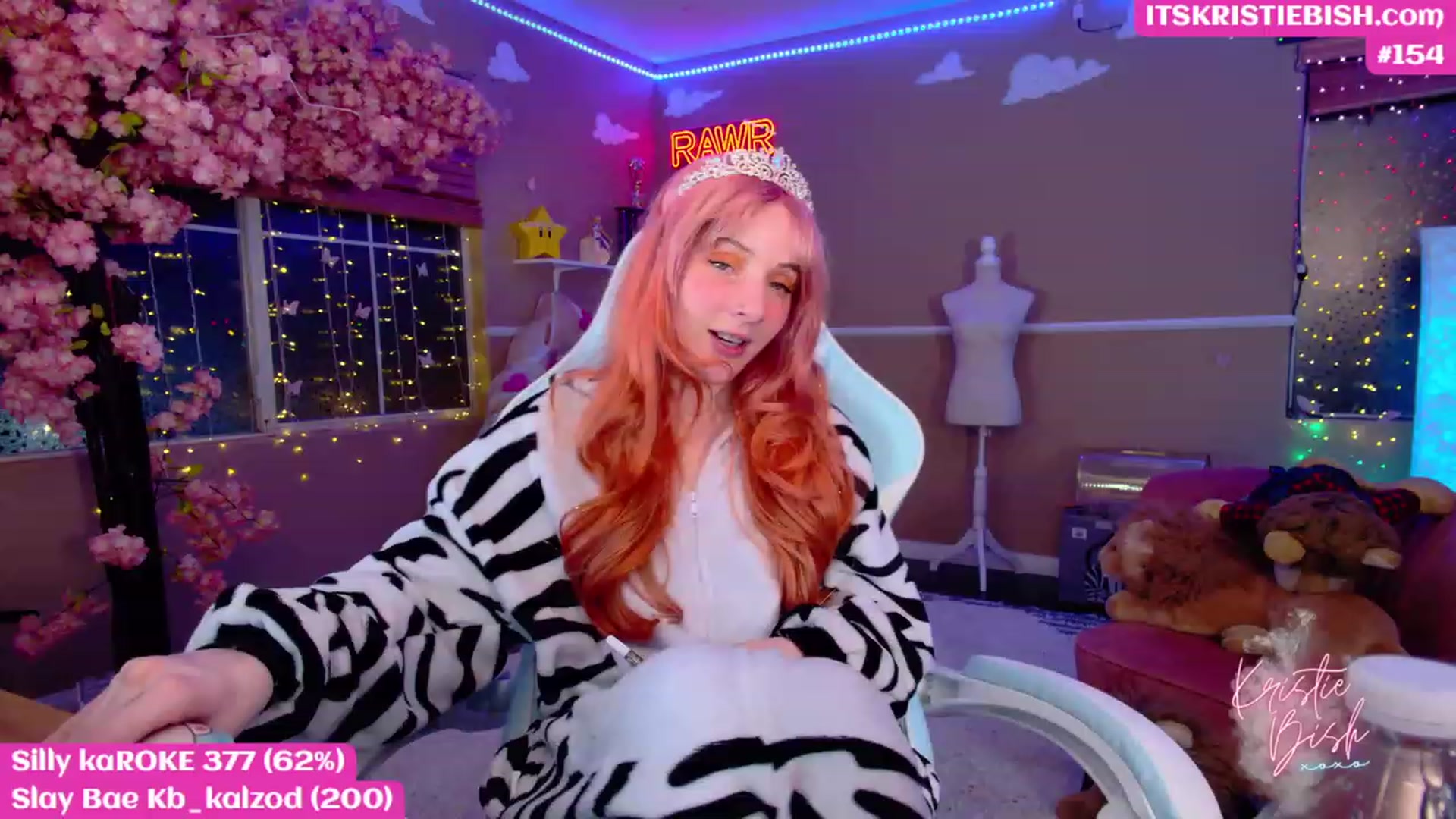 Gallery image thumbnail from KristieBish's myfreecams stream on, 03/06/2023, 06:38 image 17 of 20