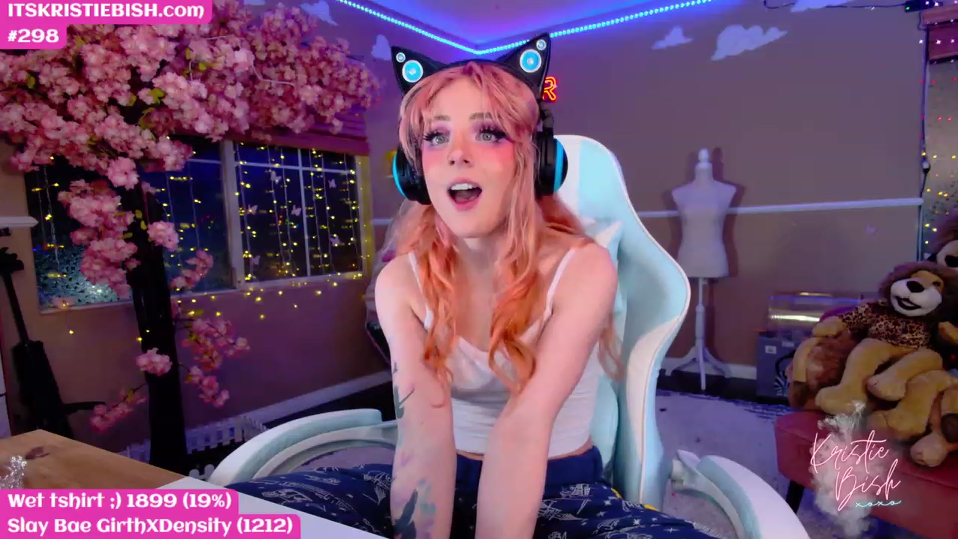 Gallery image thumbnail from KristieBish's myfreecams stream on, 03/10/2023, 07:56 image 12 of 20