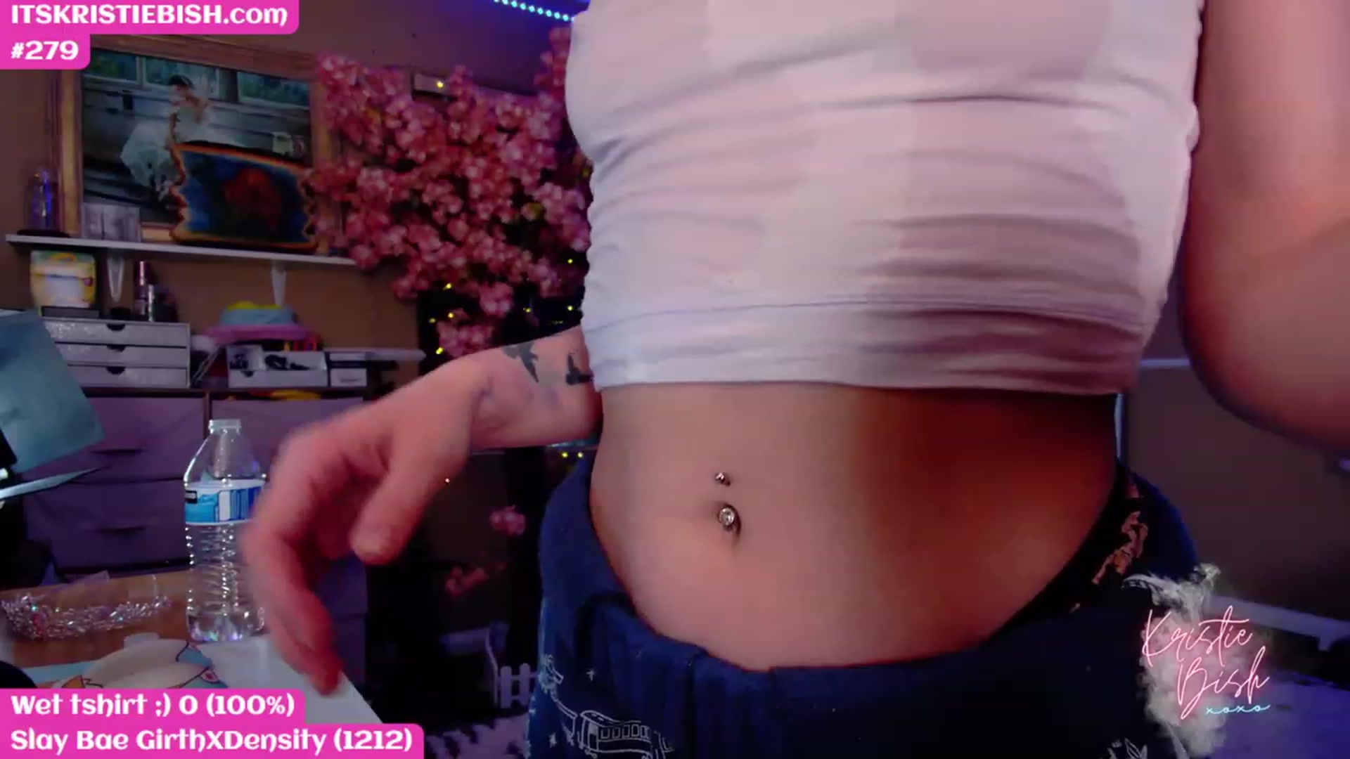 Gallery image thumbnail from KristieBish's myfreecams stream on, 03/10/2023, 07:56 image 17 of 20