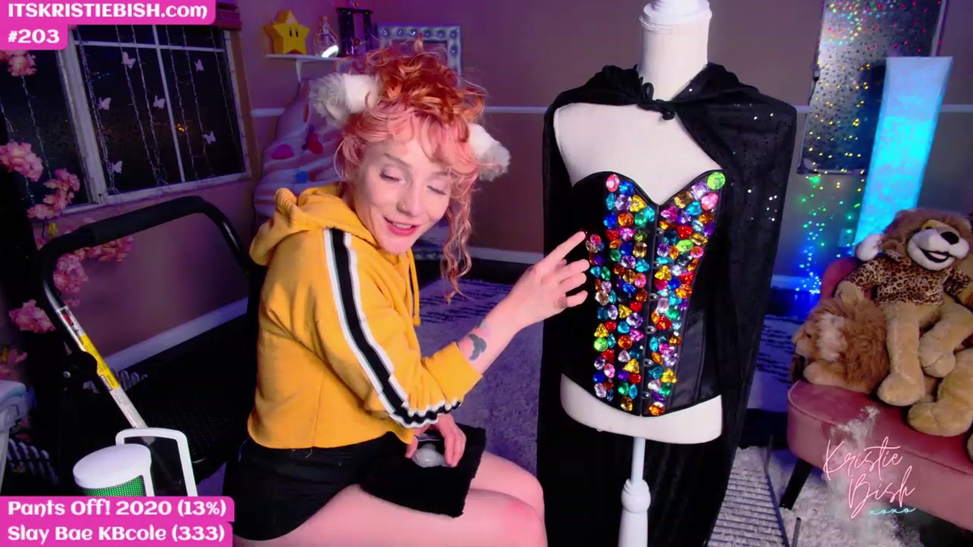 Gallery image thumbnail from KristieBish's myfreecams stream on, 03/13/2023, 06:28 image 12 of 20
