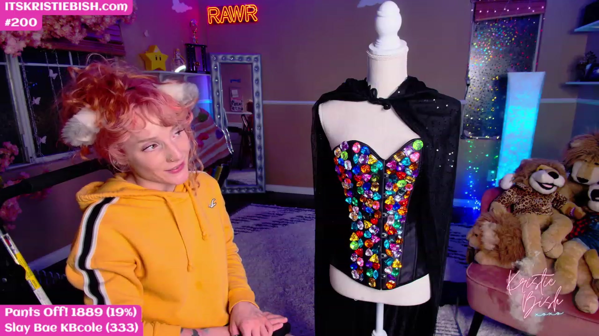 Gallery image thumbnail from KristieBish's myfreecams stream on, 03/13/2023, 06:28 image 14 of 20