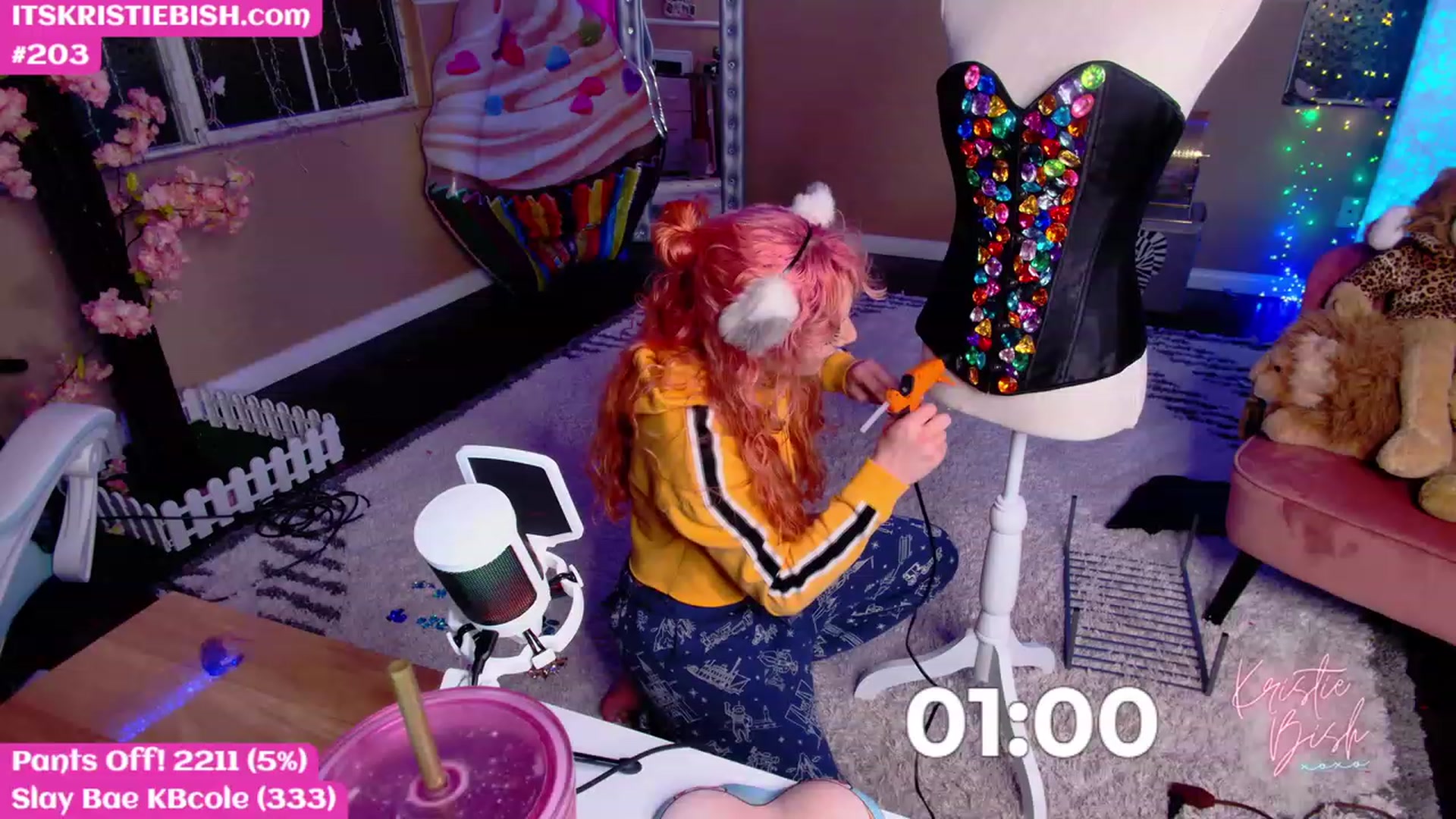 Gallery image thumbnail from KristieBish's myfreecams stream on, 03/13/2023, 06:28 image 5 of 20