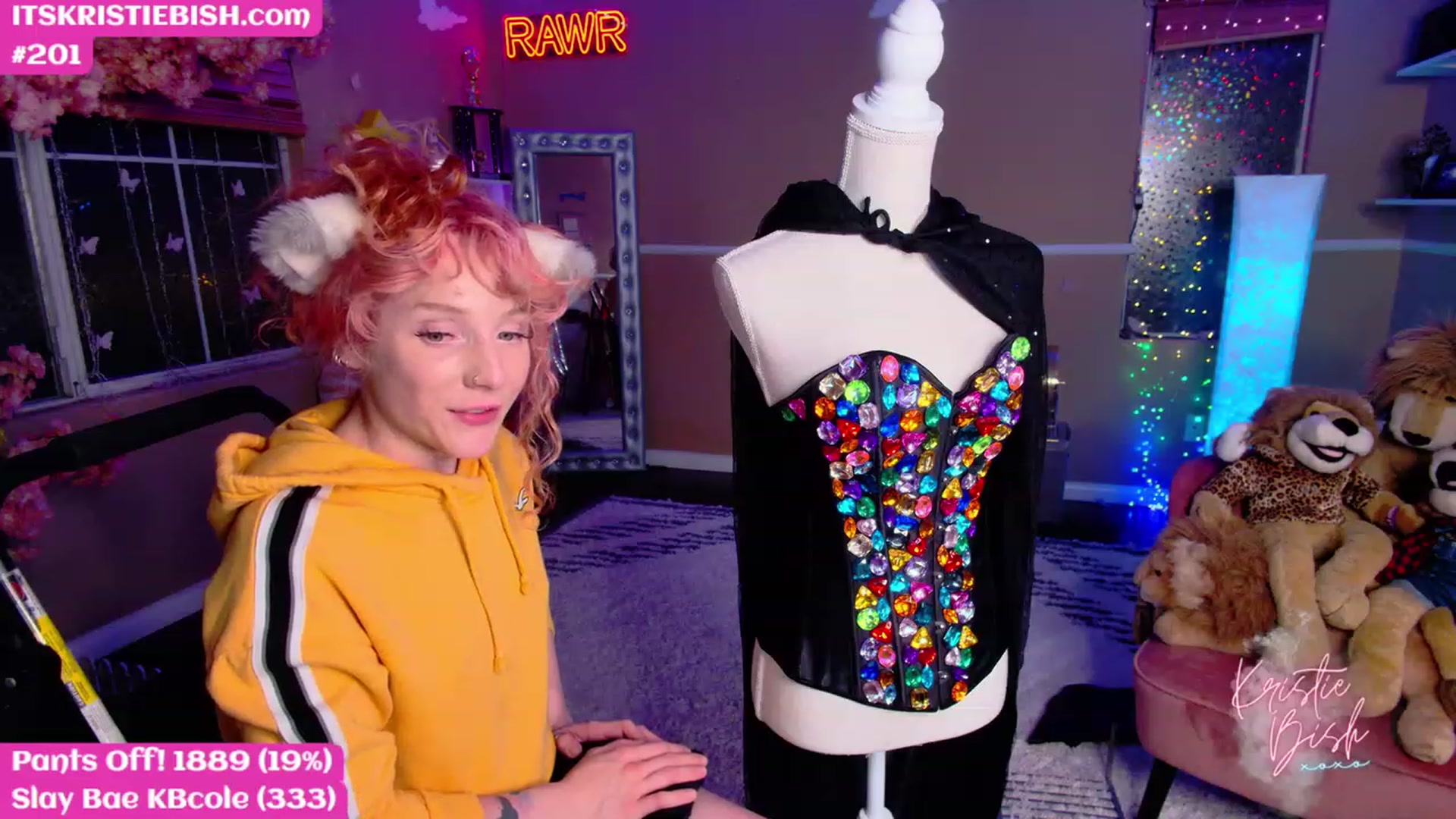 Gallery image thumbnail from KristieBish's myfreecams stream on, 03/13/2023, 06:28 image 15 of 20