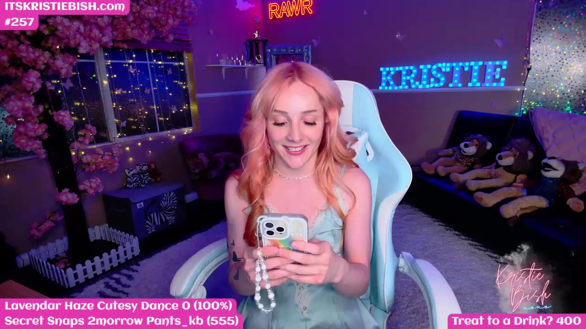 Gallery image thumbnail from KristieBish's myfreecams stream on, 03/16/2023, 06:28 image 3 of 20