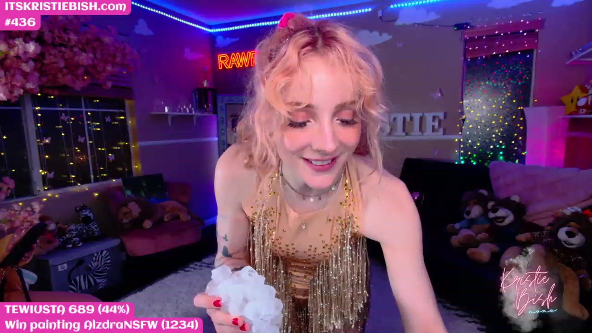 Gallery image thumbnail from KristieBish's myfreecams stream on, 03/31/2023, 07:04 image 13 of 20
