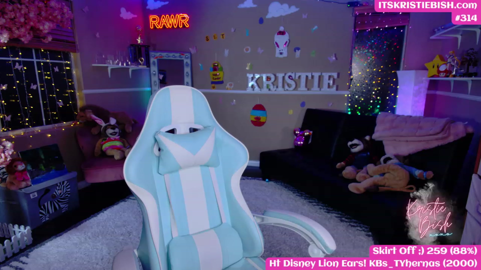 Gallery image thumbnail from KristieBish's myfreecams stream on, 04/14/2023, 07:09 image 5 of 20