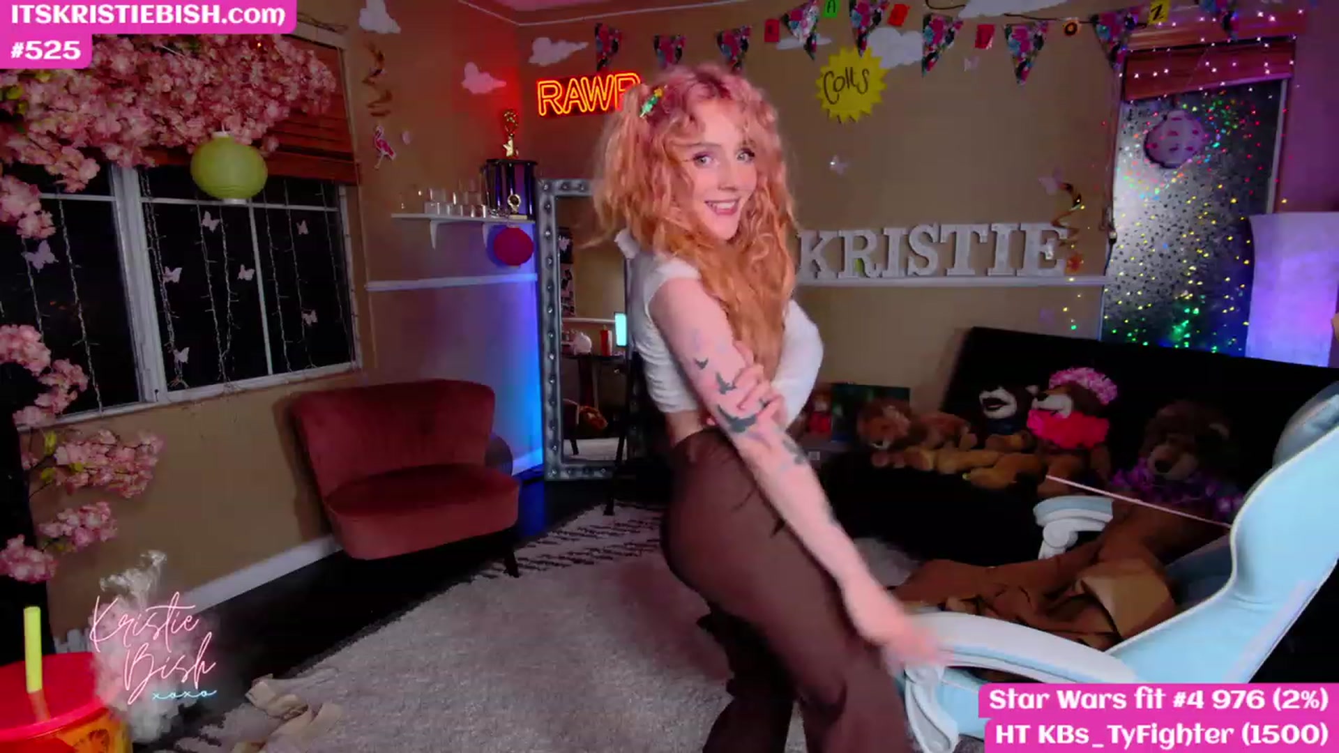Gallery image thumbnail from KristieBish's myfreecams stream on, 05/03/2023, 06:05 image 14 of 20