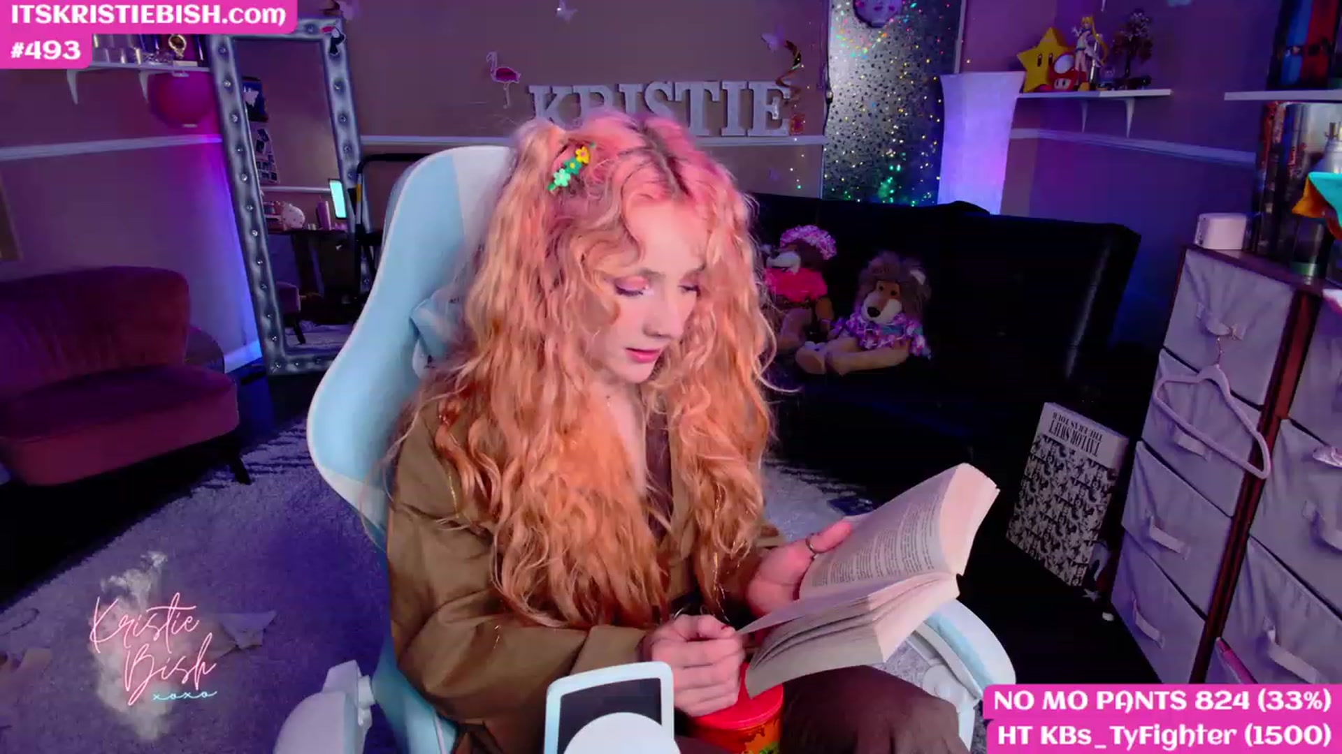 Gallery image thumbnail from KristieBish's myfreecams stream on, 05/03/2023, 07:08 image 10 of 20