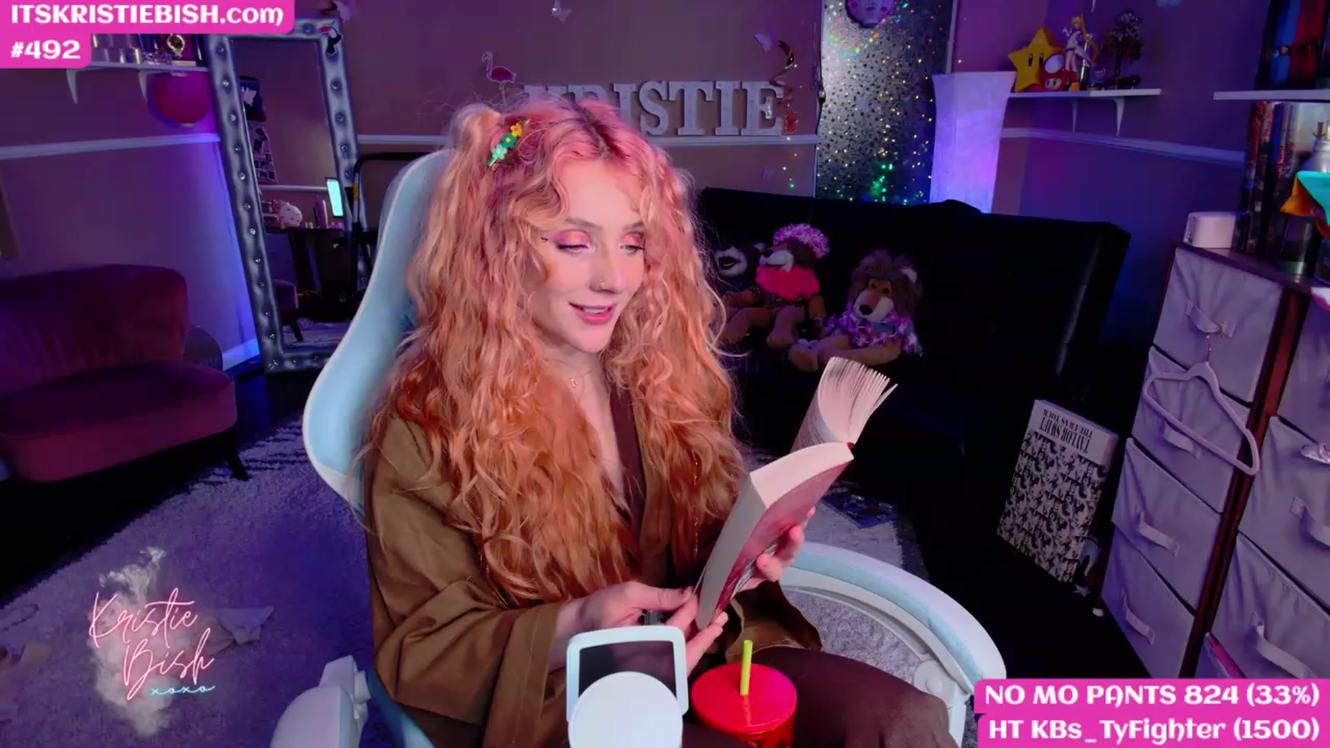 Gallery image thumbnail from KristieBish's myfreecams stream on, 05/03/2023, 07:08 image 9 of 20