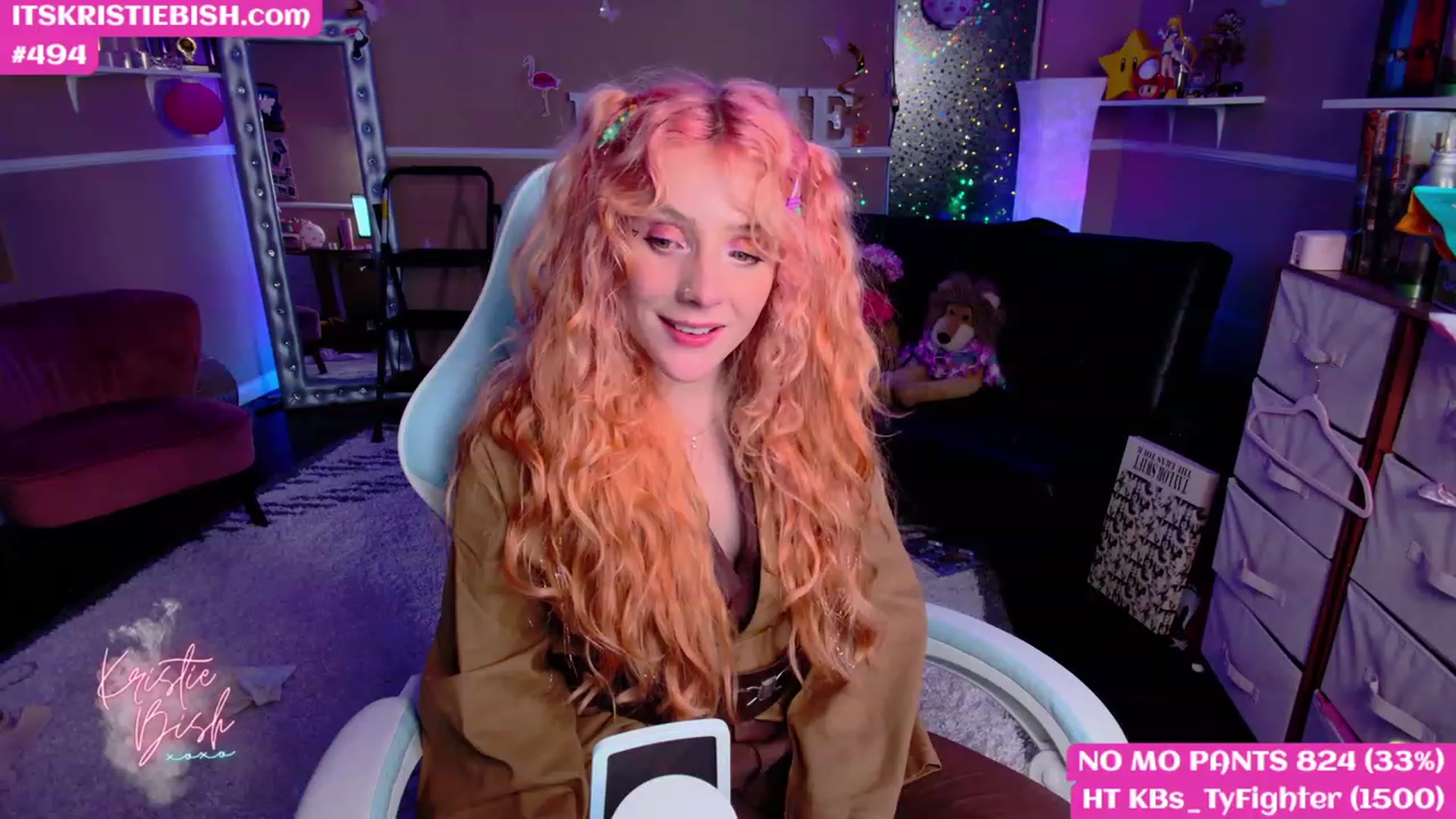 Gallery image thumbnail from KristieBish's myfreecams stream on, 05/03/2023, 07:08 image 16 of 20