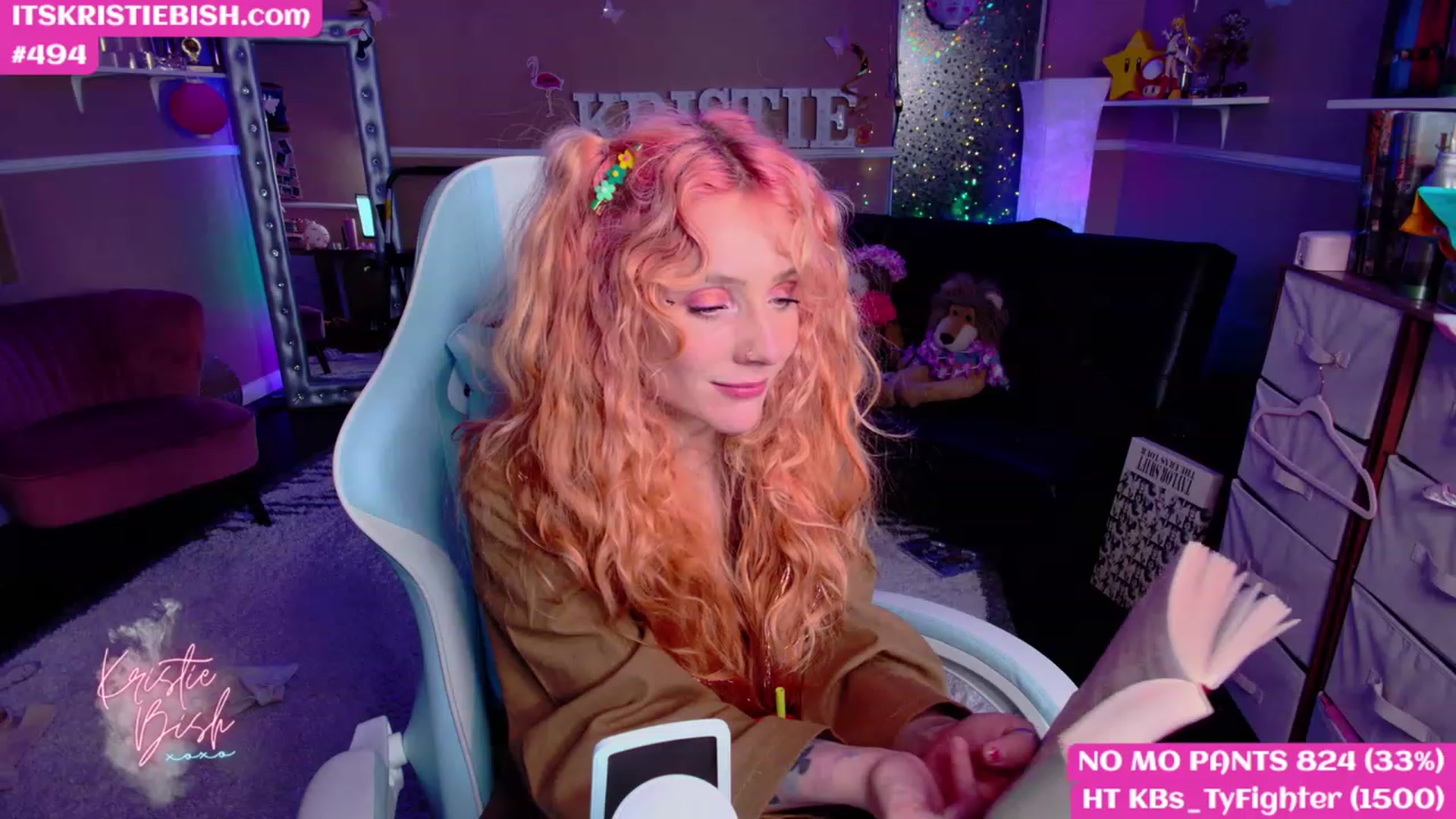 Gallery image thumbnail from KristieBish's myfreecams stream on, 05/03/2023, 07:08 image 12 of 20