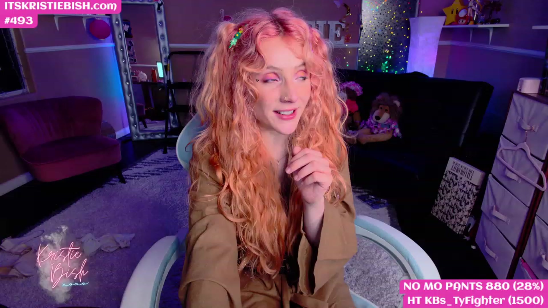 Gallery image thumbnail from KristieBish's myfreecams stream on, 05/03/2023, 07:08 image 3 of 20