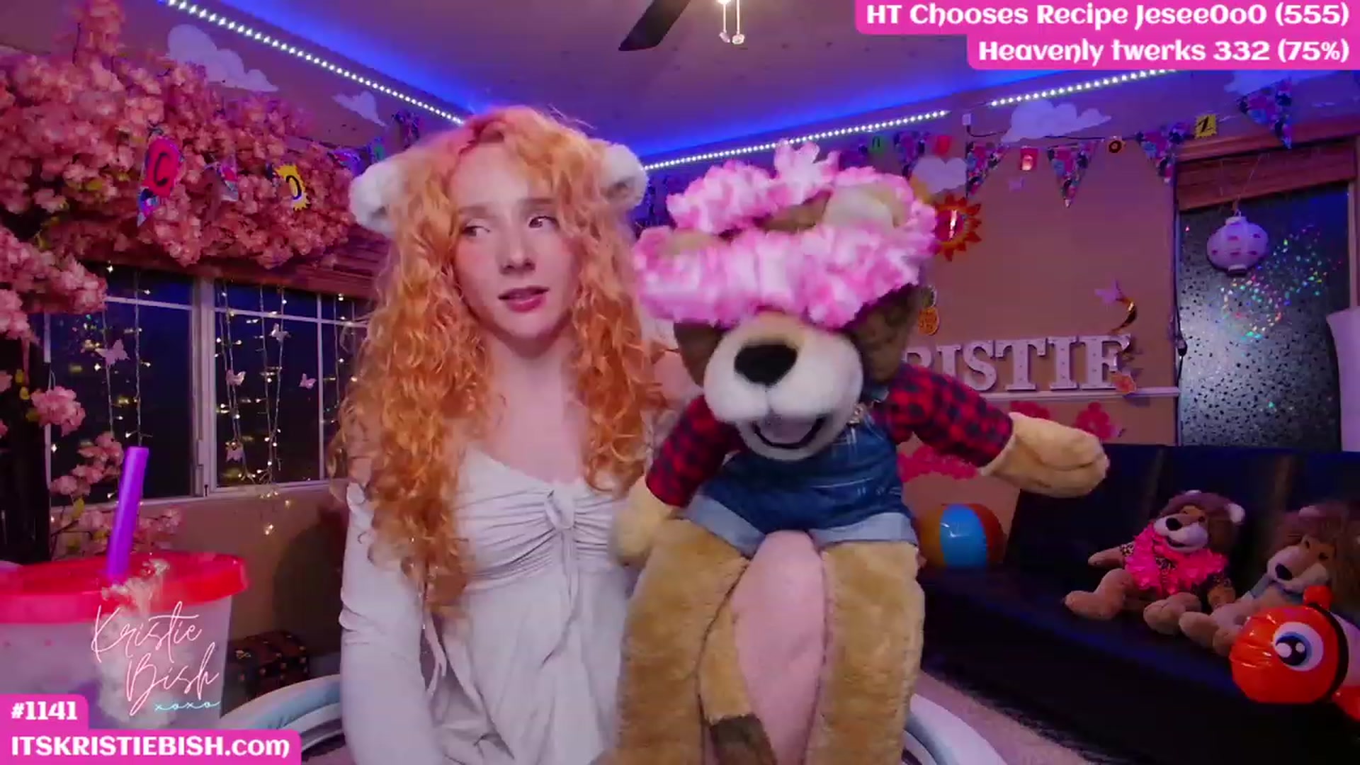 Gallery image thumbnail from KristieBish's myfreecams stream on, 06/08/2023, 07:33 image 12 of 20