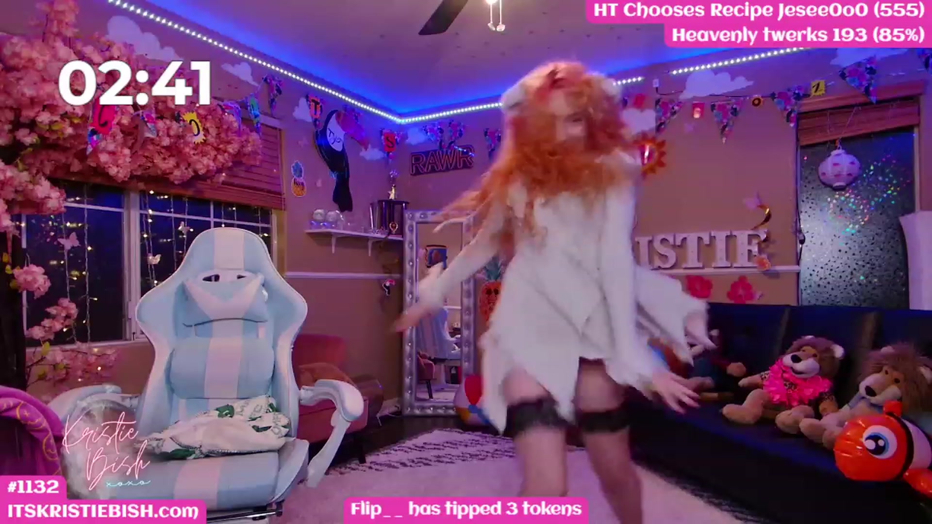 Gallery image thumbnail from KristieBish's myfreecams stream on, 06/08/2023, 07:33 image 13 of 20