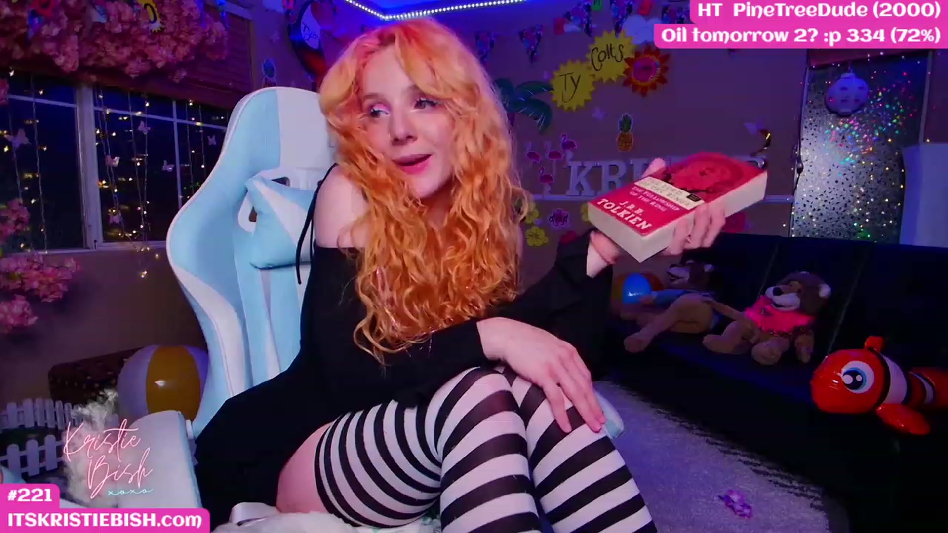 Gallery image thumbnail from KristieBish's myfreecams stream on, 06/09/2023, 07:32 image 17 of 20
