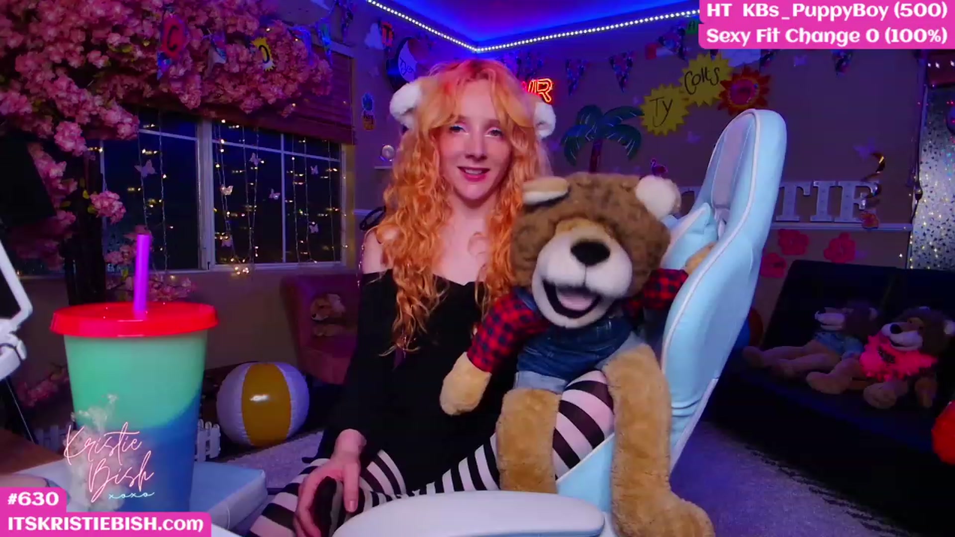 Gallery image thumbnail from KristieBish's myfreecams stream on, 06/09/2023, 07:32 image 8 of 20