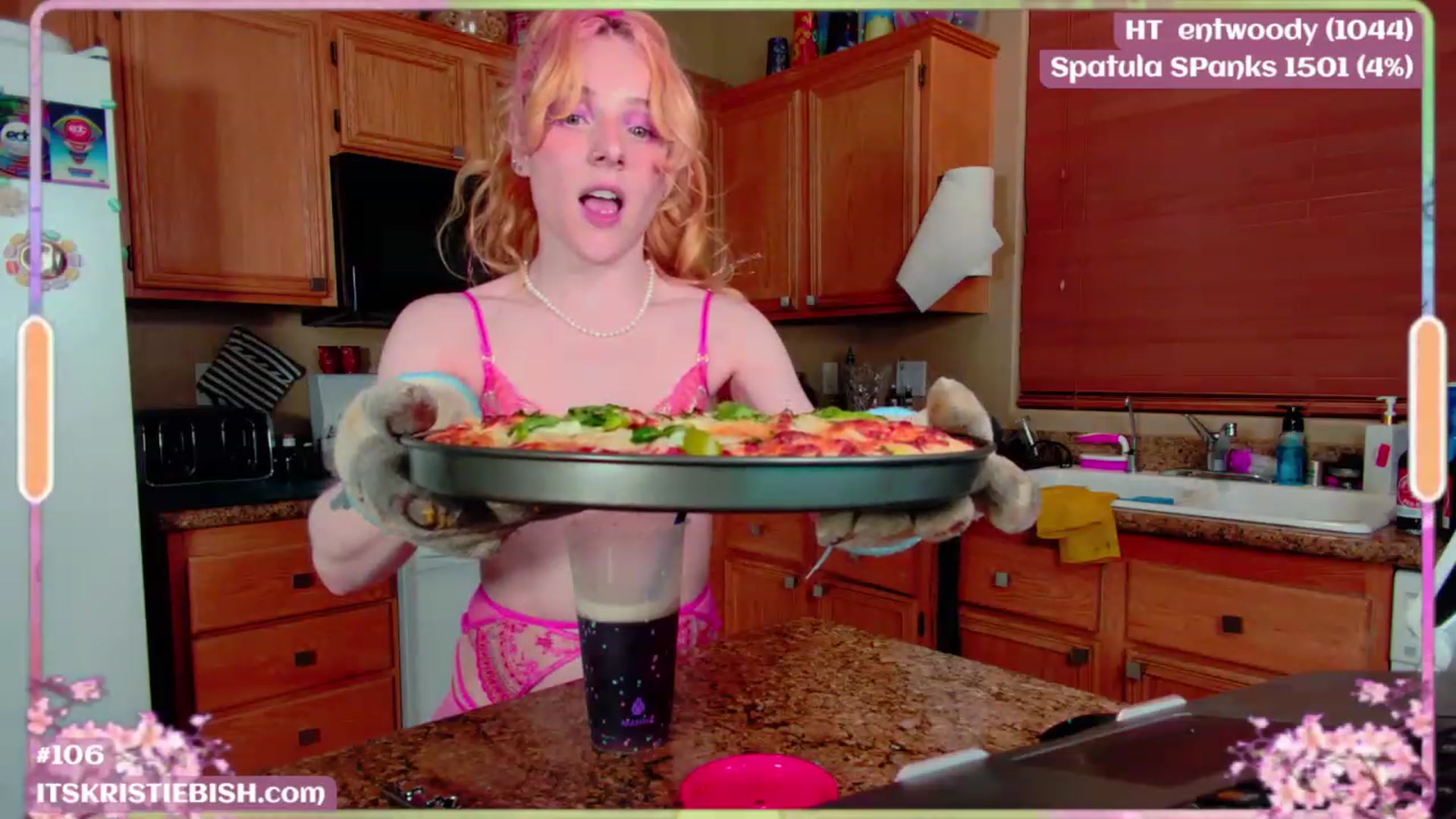 Gallery image thumbnail from KristieBish's myfreecams stream on, 06/17/2023, 05:36 image 19 of 20