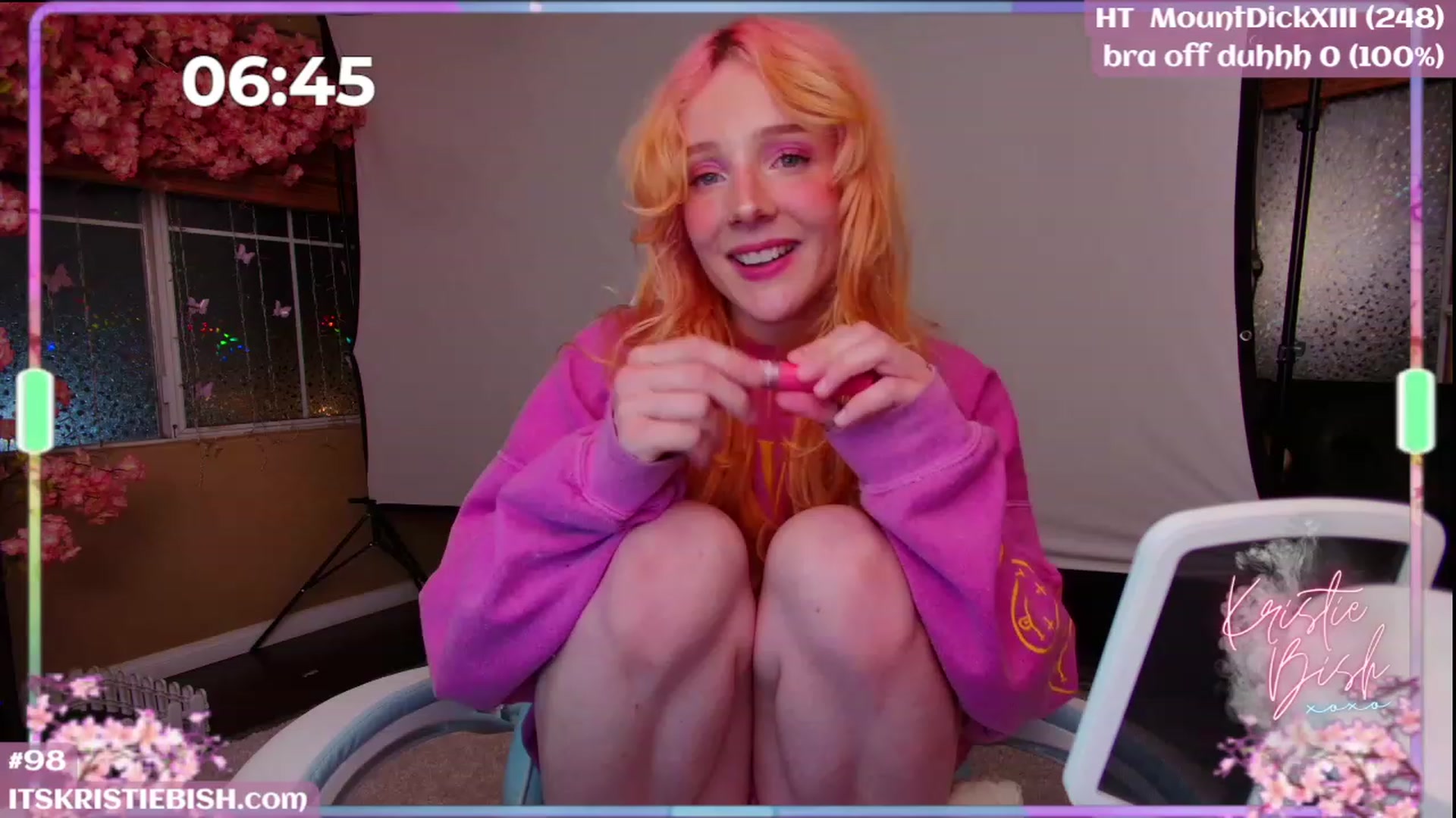Gallery image thumbnail from KristieBish's myfreecams stream on, 06/20/2023, 04:35 image 1 of 20