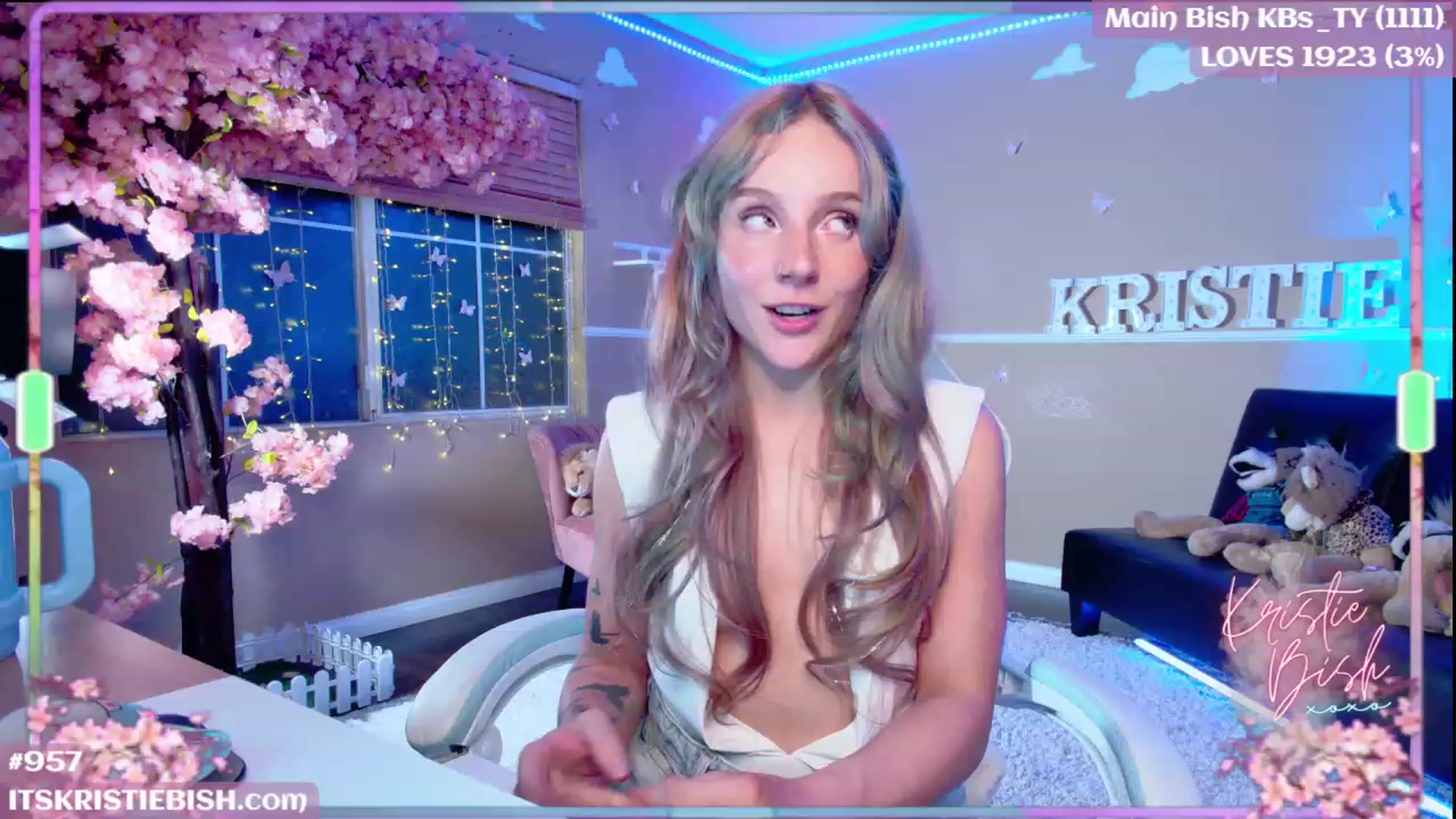 Gallery image thumbnail from KristieBish's myfreecams stream on, 07/12/2023, 07:23 image 15 of 20