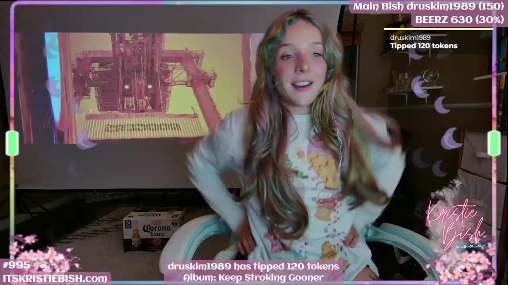 Gallery image thumbnail from KristieBish's myfreecams stream on, 07/13/2023, 07:00 image 1 of 20