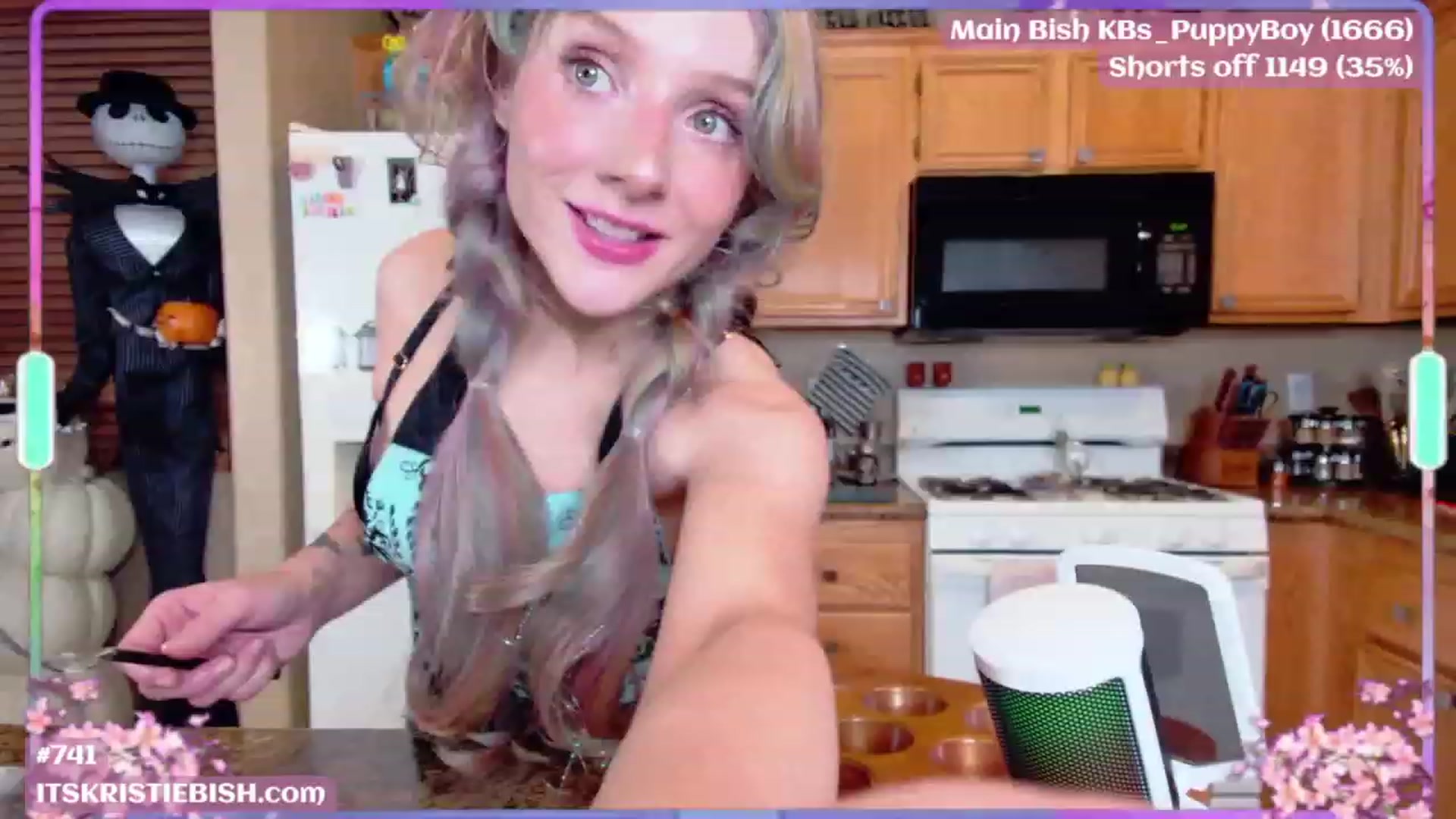 Gallery image thumbnail from KristieBish's myfreecams stream on, 07/14/2023, 06:58 image 4 of 20