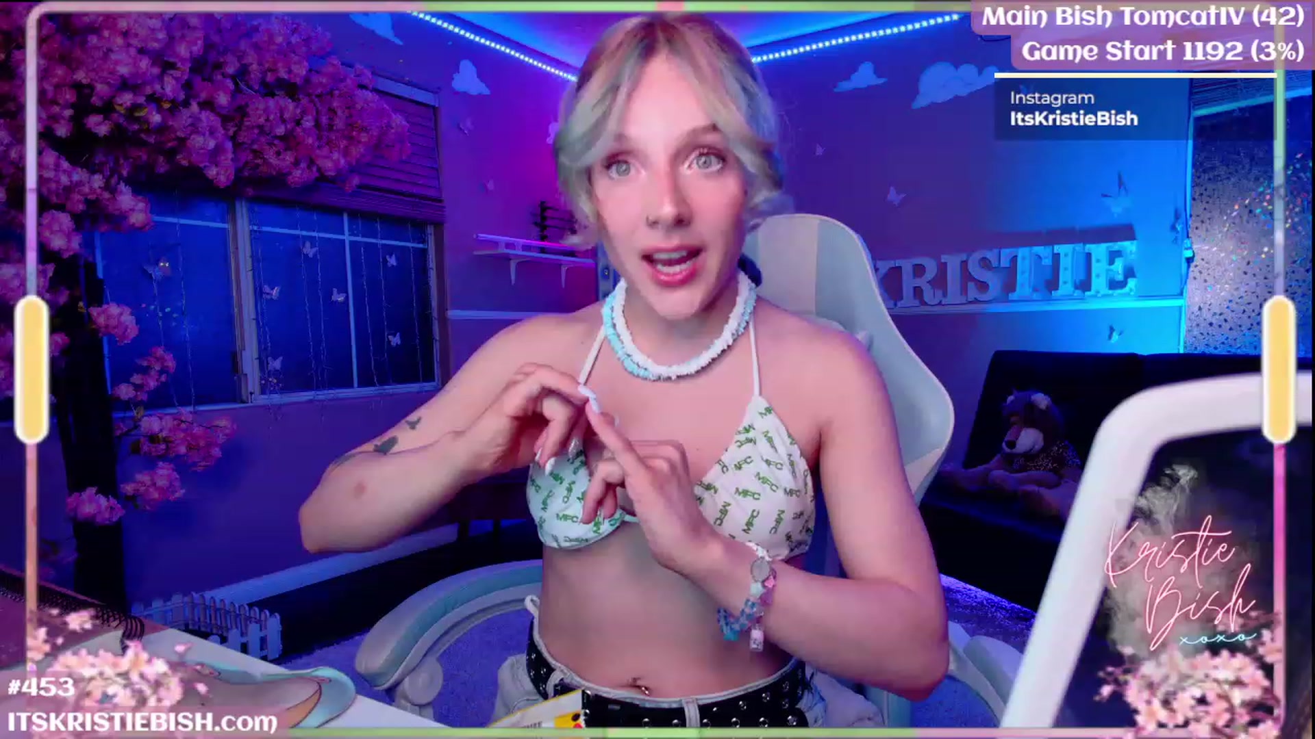 Gallery image thumbnail from KristieBish's myfreecams stream on, 07/20/2023, 03:44 image 10 of 20