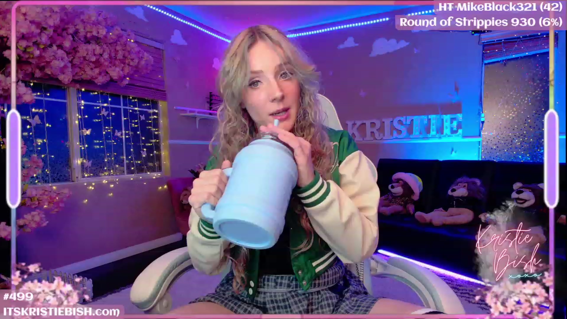 Gallery image thumbnail from KristieBish's myfreecams stream on, 07/28/2023, 04:10 image 10 of 20