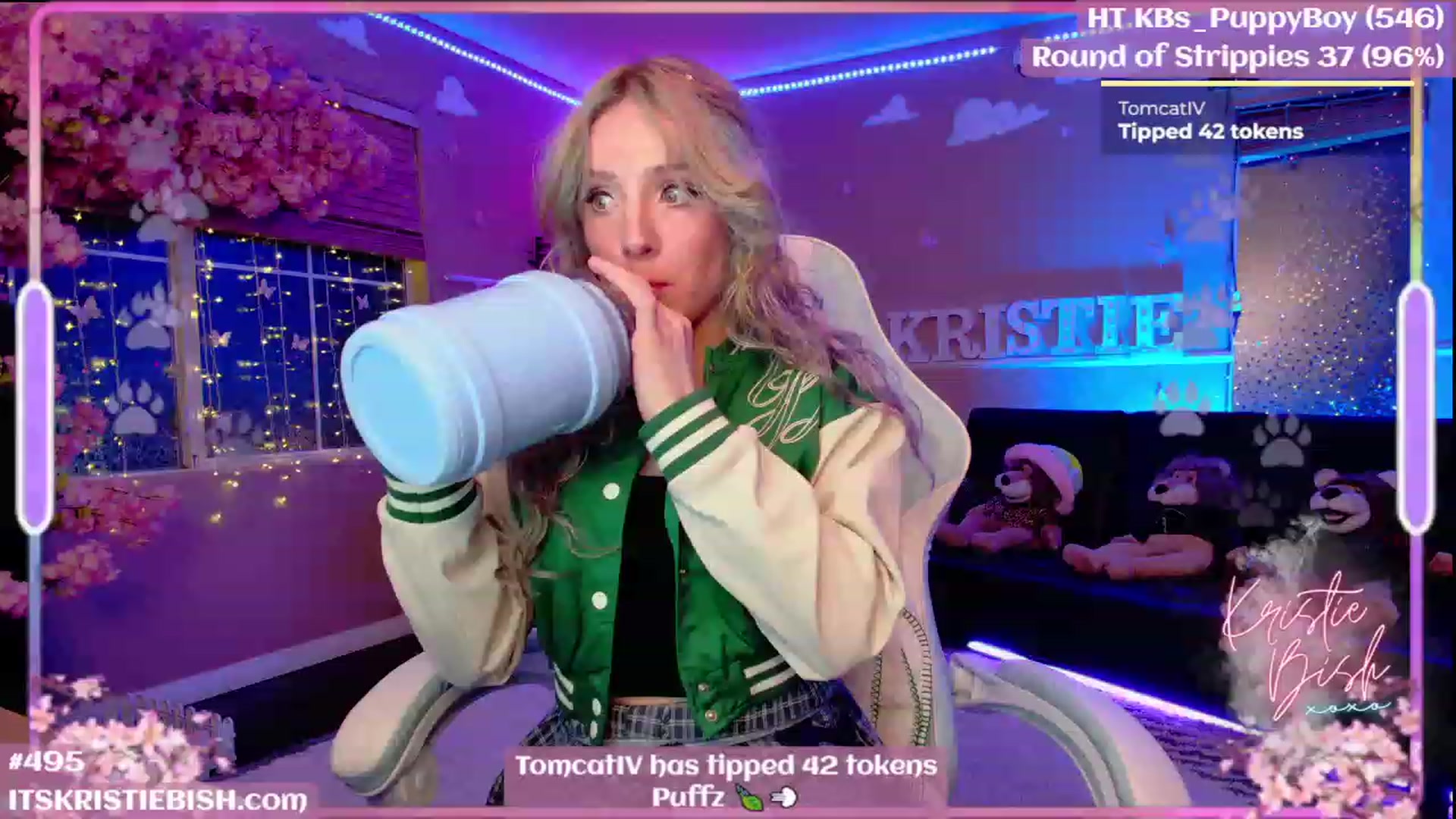 Gallery image thumbnail from KristieBish's myfreecams stream on, 07/28/2023, 04:10 image 16 of 20
