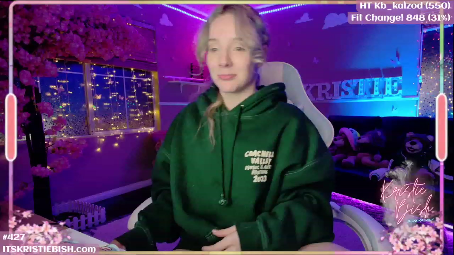 Gallery image thumbnail from KristieBish's myfreecams stream on, 08/01/2023, 04:38 image 8 of 20