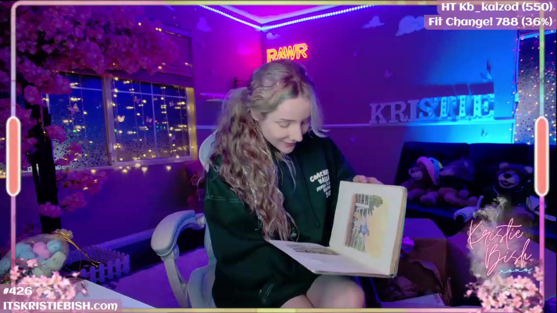 Gallery image thumbnail from KristieBish's myfreecams stream on, 08/01/2023, 04:38 image 16 of 20