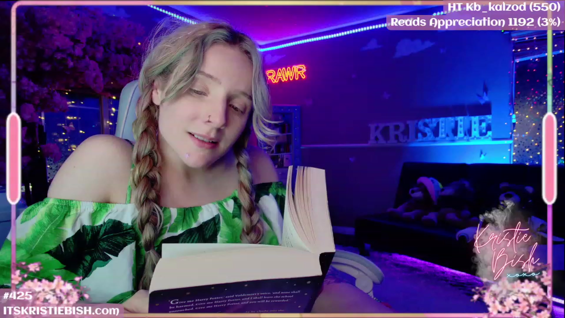 Gallery image thumbnail from KristieBish's myfreecams stream on, 08/01/2023, 05:43 image 11 of 20