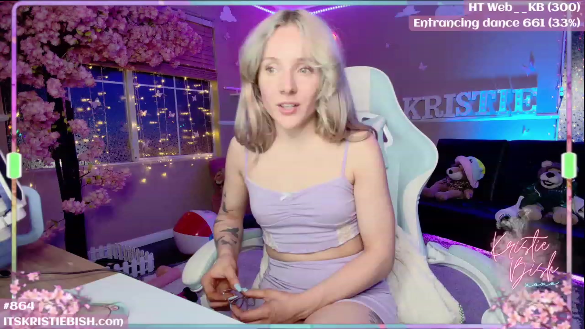 Gallery image thumbnail from KristieBish's myfreecams stream on, 08/03/2023, 04:45 image 8 of 20