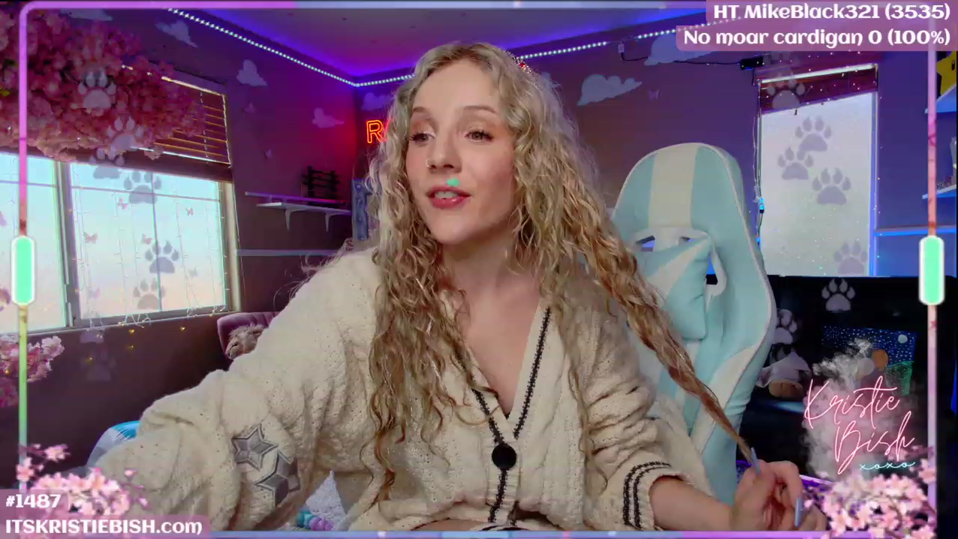 Gallery image thumbnail from KristieBish's myfreecams stream on, 08/12/2023, 02:32 image 13 of 20