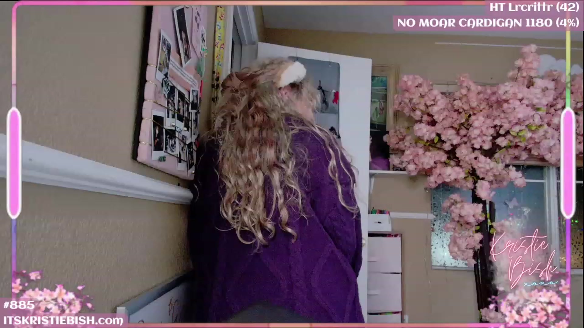 Gallery image thumbnail from KristieBish's myfreecams stream on, 08/13/2023, 06:58 image 1 of 20