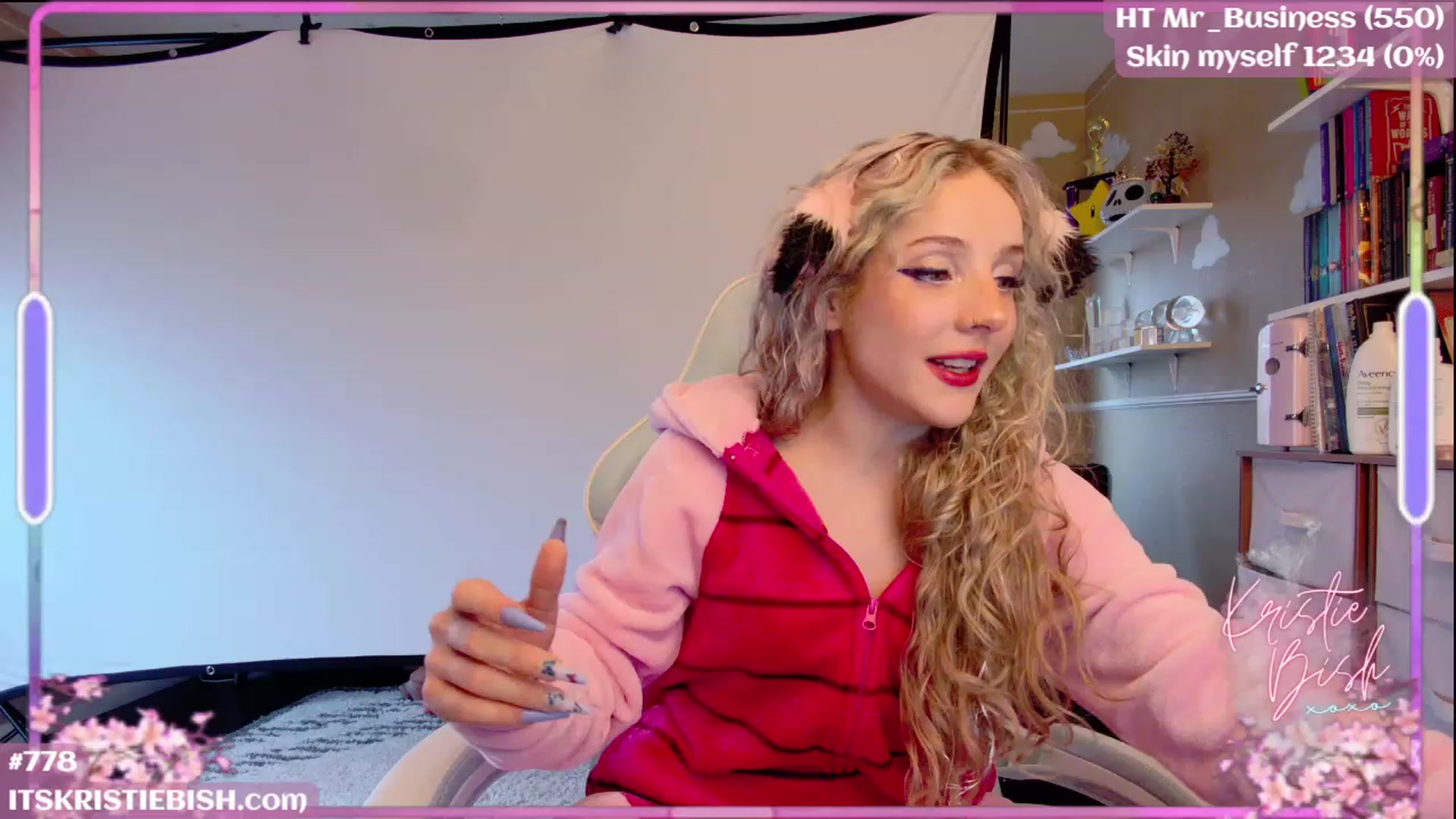Gallery image thumbnail from KristieBish's myfreecams stream on, 08/14/2023, 02:25 image 17 of 20