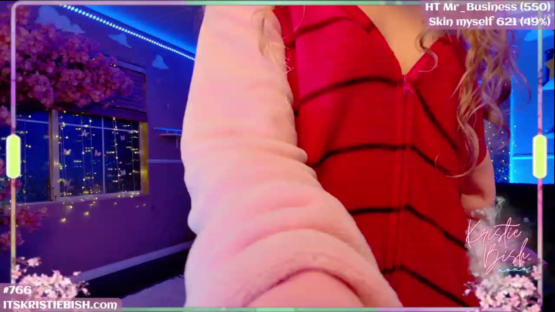 Gallery image thumbnail from KristieBish's myfreecams stream on, 08/14/2023, 04:35 image 13 of 20