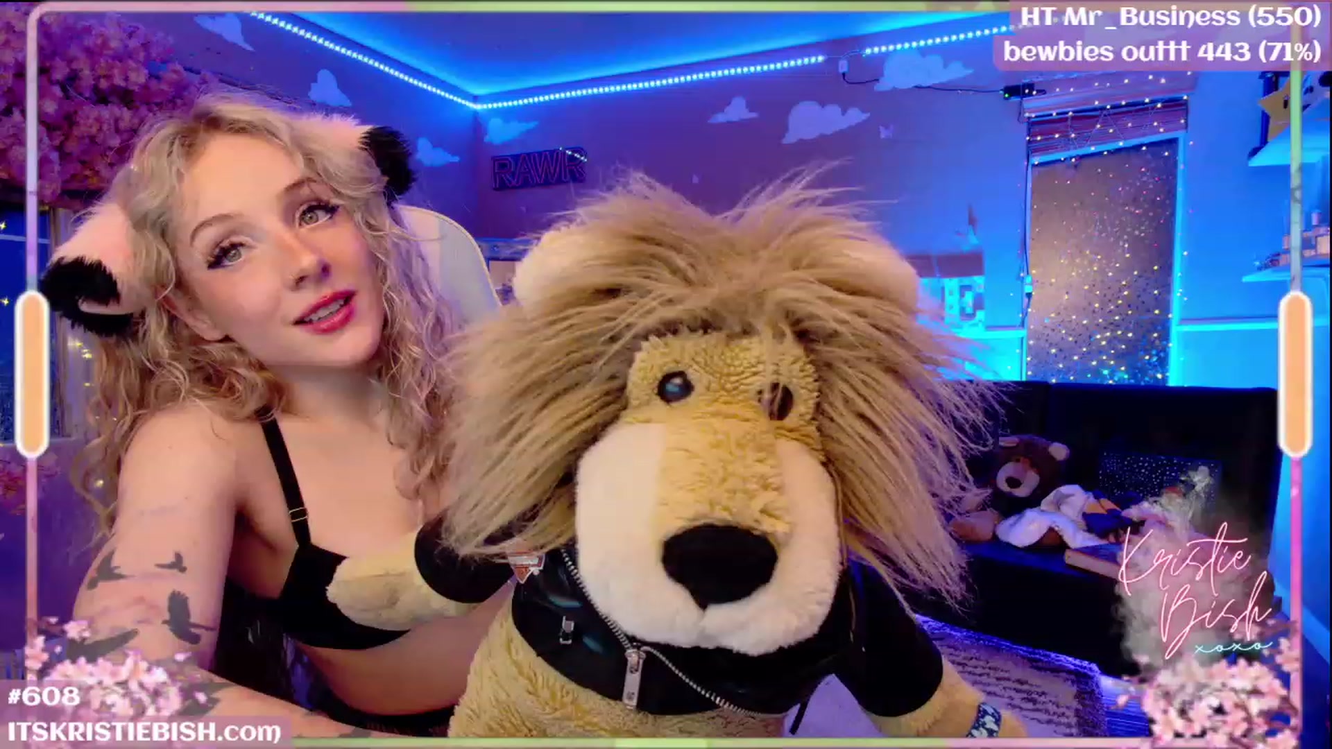 Gallery image thumbnail from KristieBish's myfreecams stream on, 08/14/2023, 05:19 image 5 of 20