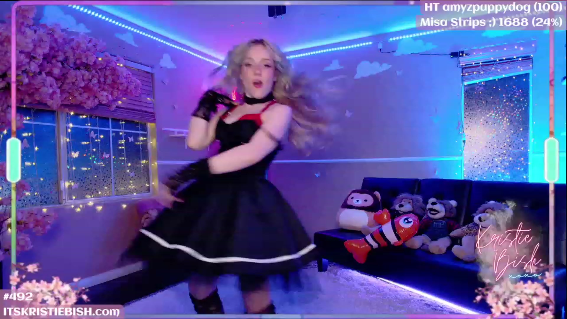 Gallery image thumbnail from KristieBish's myfreecams stream on, 08/16/2023, 04:59 image 5 of 20