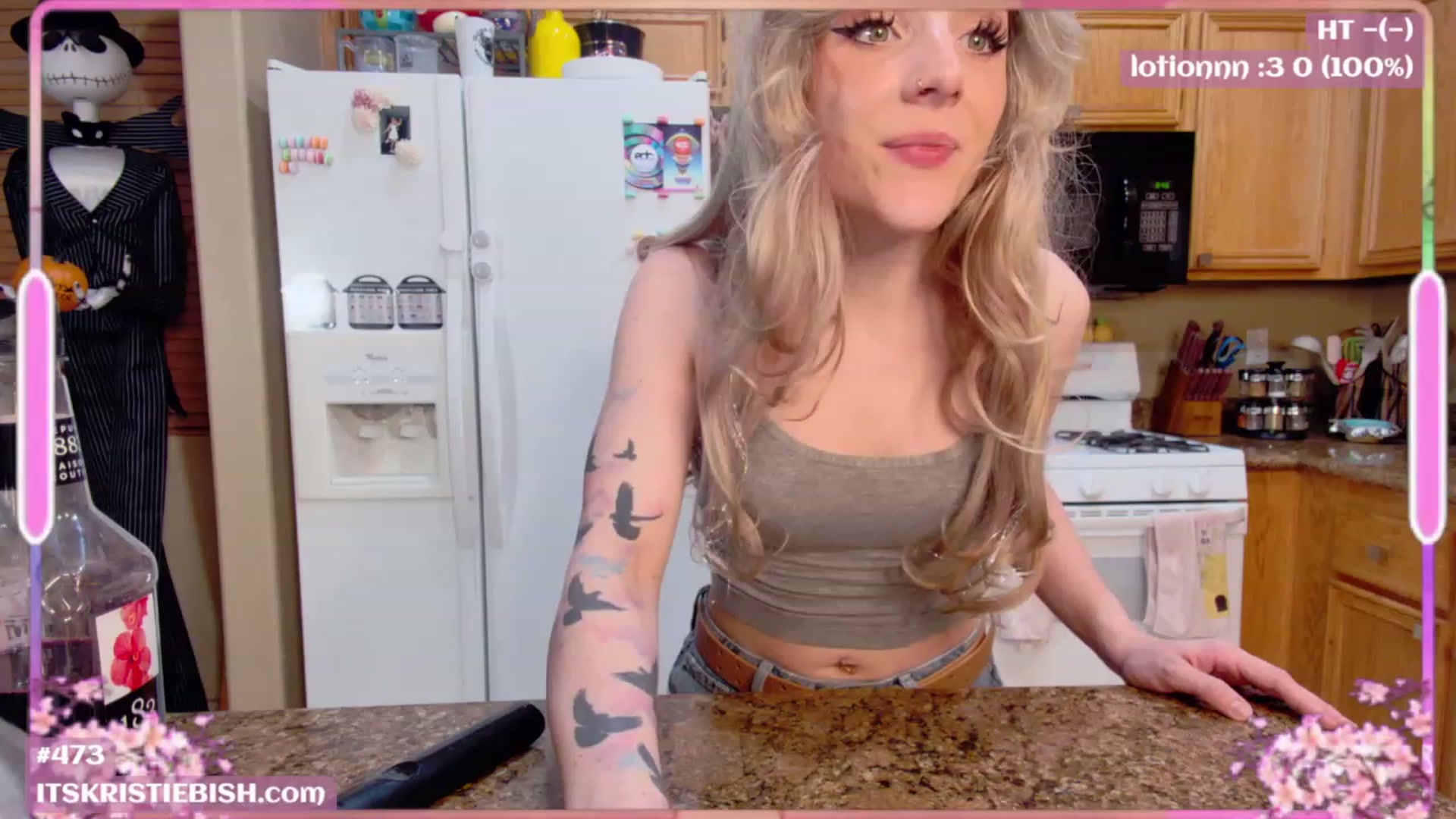 Gallery image thumbnail from KristieBish's myfreecams stream on, 08/17/2023, 07:20 image 1 of 20