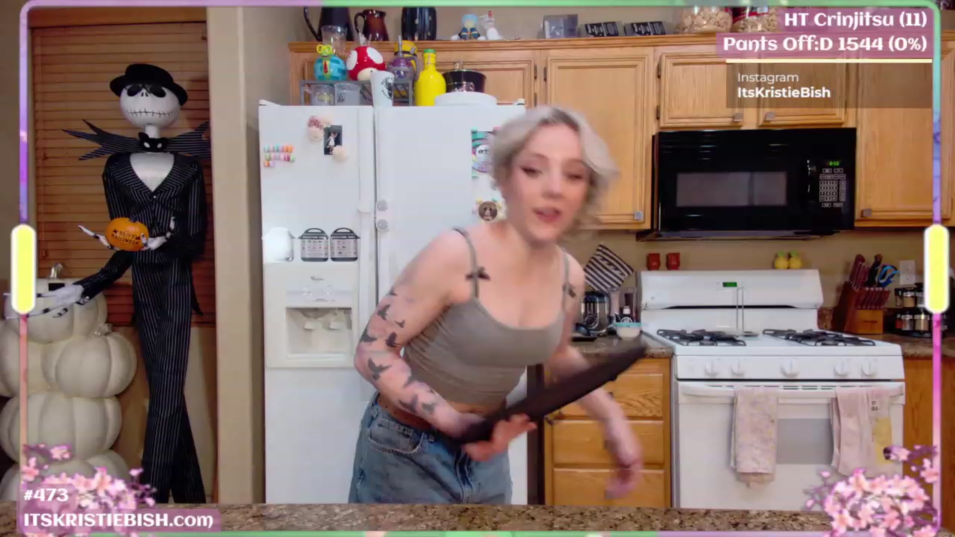Gallery image thumbnail from KristieBish's myfreecams stream on, 08/17/2023, 07:20 image 2 of 20